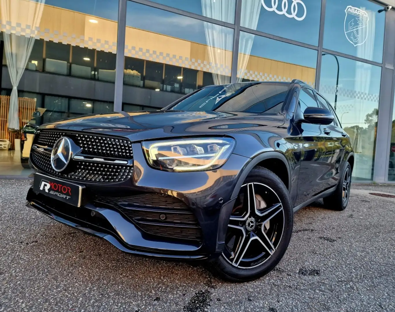 Mercedes-Benz GLC 200 200d 4Matic 9G-Tronic Gris - 1