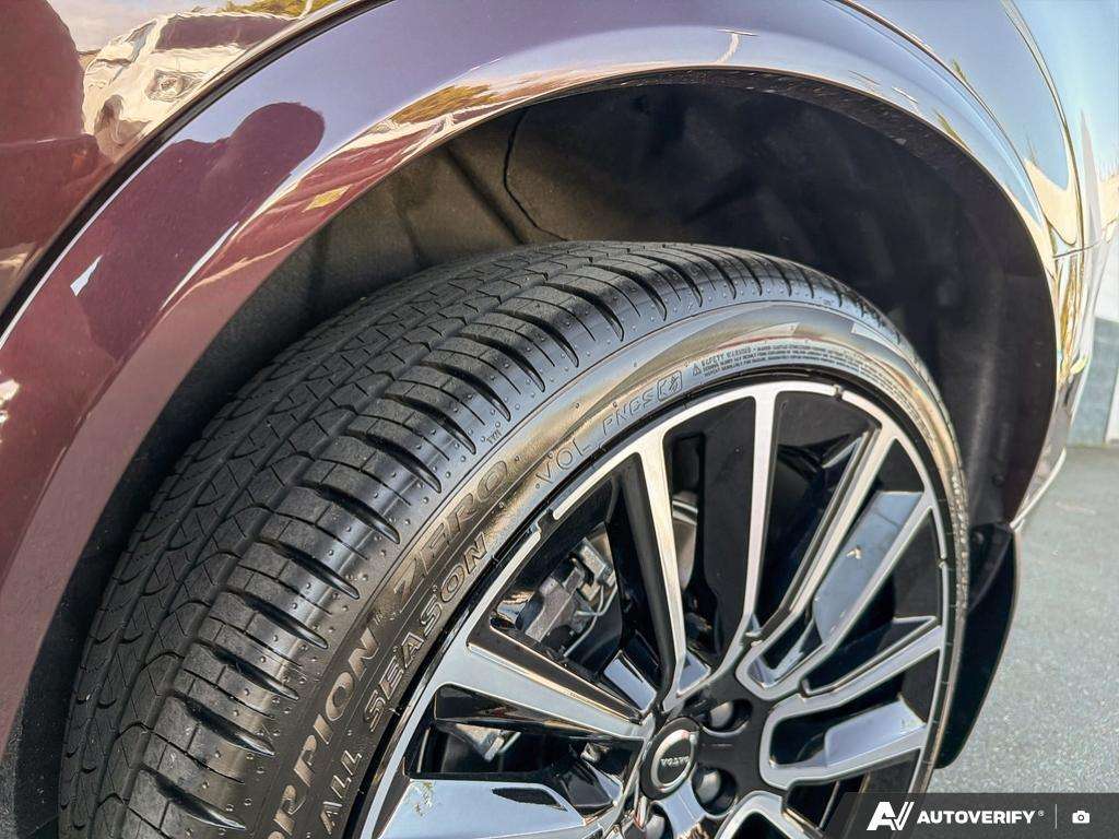 2026 Volvo XC90 B6 AWD Ultra Dark Theme 7-Seater thumb 7