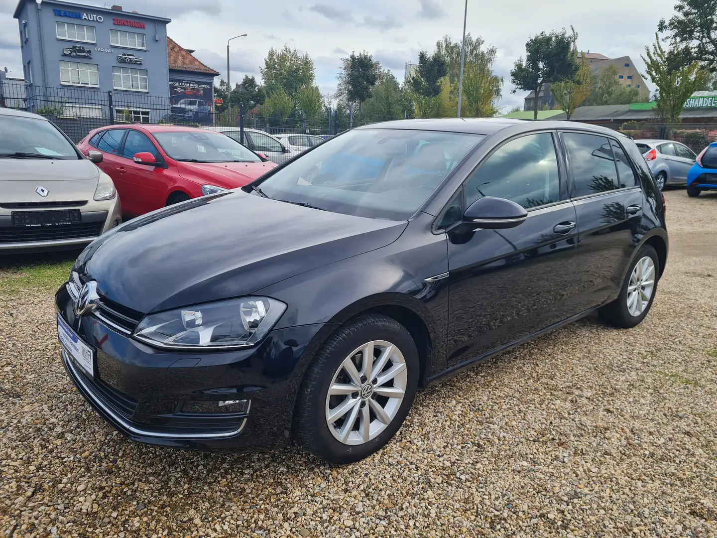 Volkswagen Golf Comfortline BMT / TÜV-Inspektion-Neu+Garantie Negro - 1
