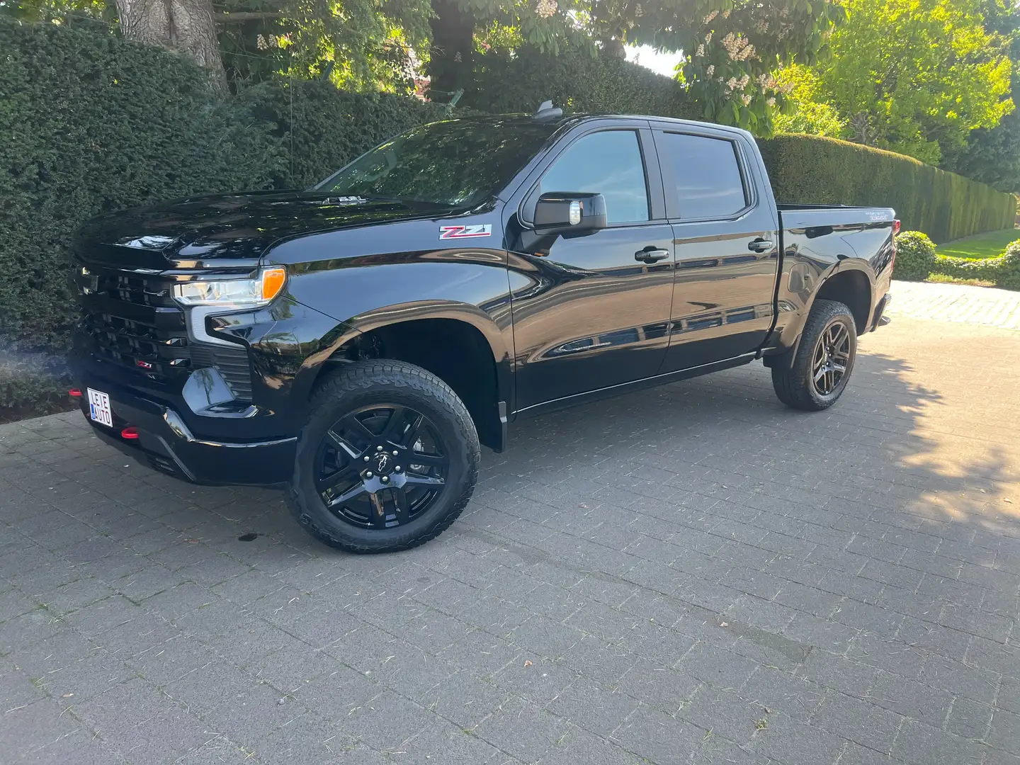 Chevrolet Silverado Trail Boss 6.2L V8 €57.900,-excl btw. Schwarz - 1