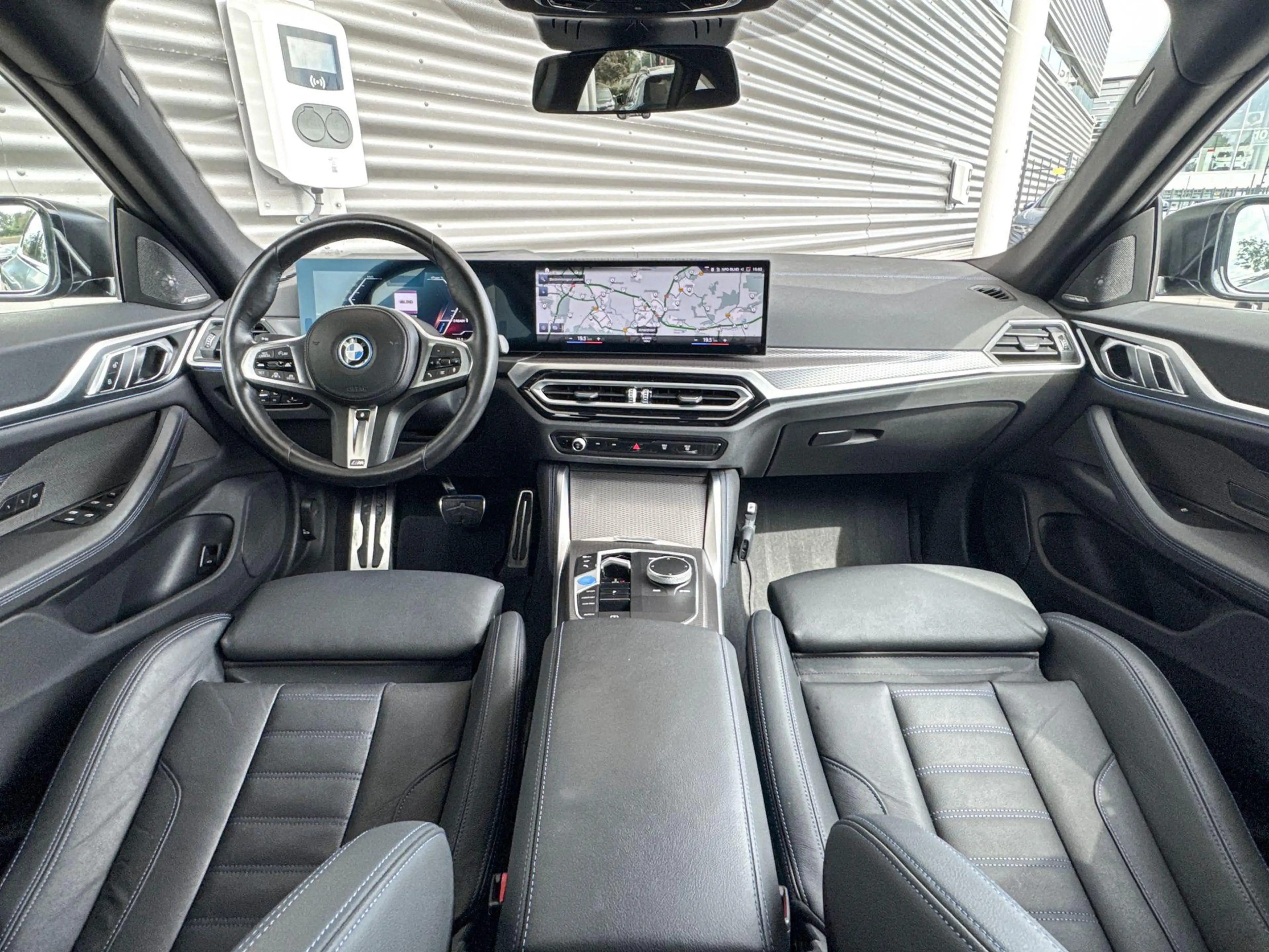 BMW i4 eDrive40 High Executive 84 kWh — photo 15