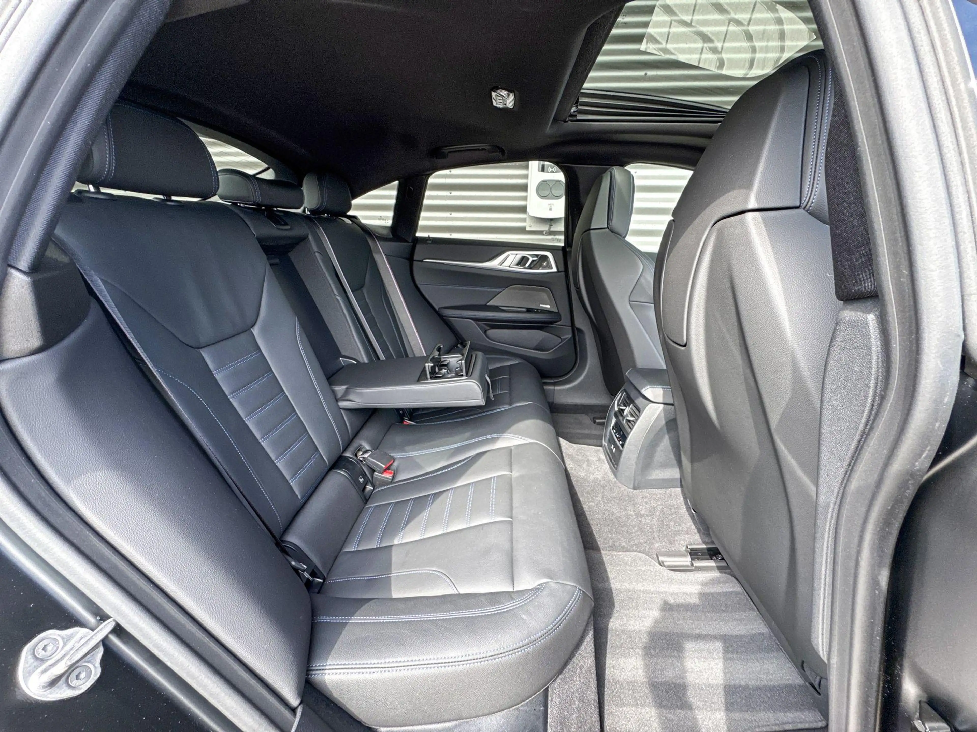 BMW i4 eDrive40 High Executive 84 kWh — photo 9