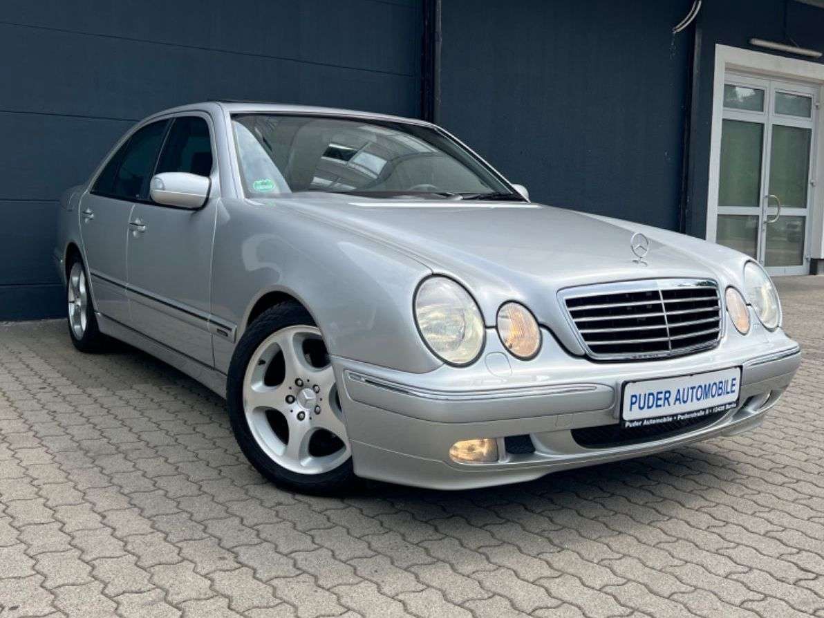 Mercedes-Benz E 200