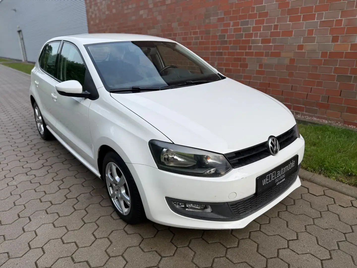Volkswagen Polo 1,2 TSI-4.TÜREN-KLIMA-TÜV2027 Blanc - 1