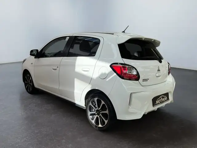 Mitsubishi Space Star view 4