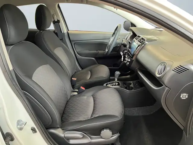 Mitsubishi Space Star view 10
