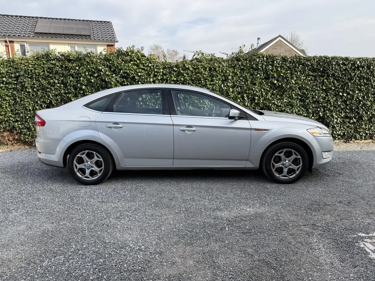 Ford Mondeo 2.0-16V Titanium | Navi | Autom. Airco | Cruise Co Grigio - 2
