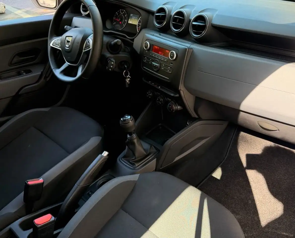 Dacia Duster — photo 25