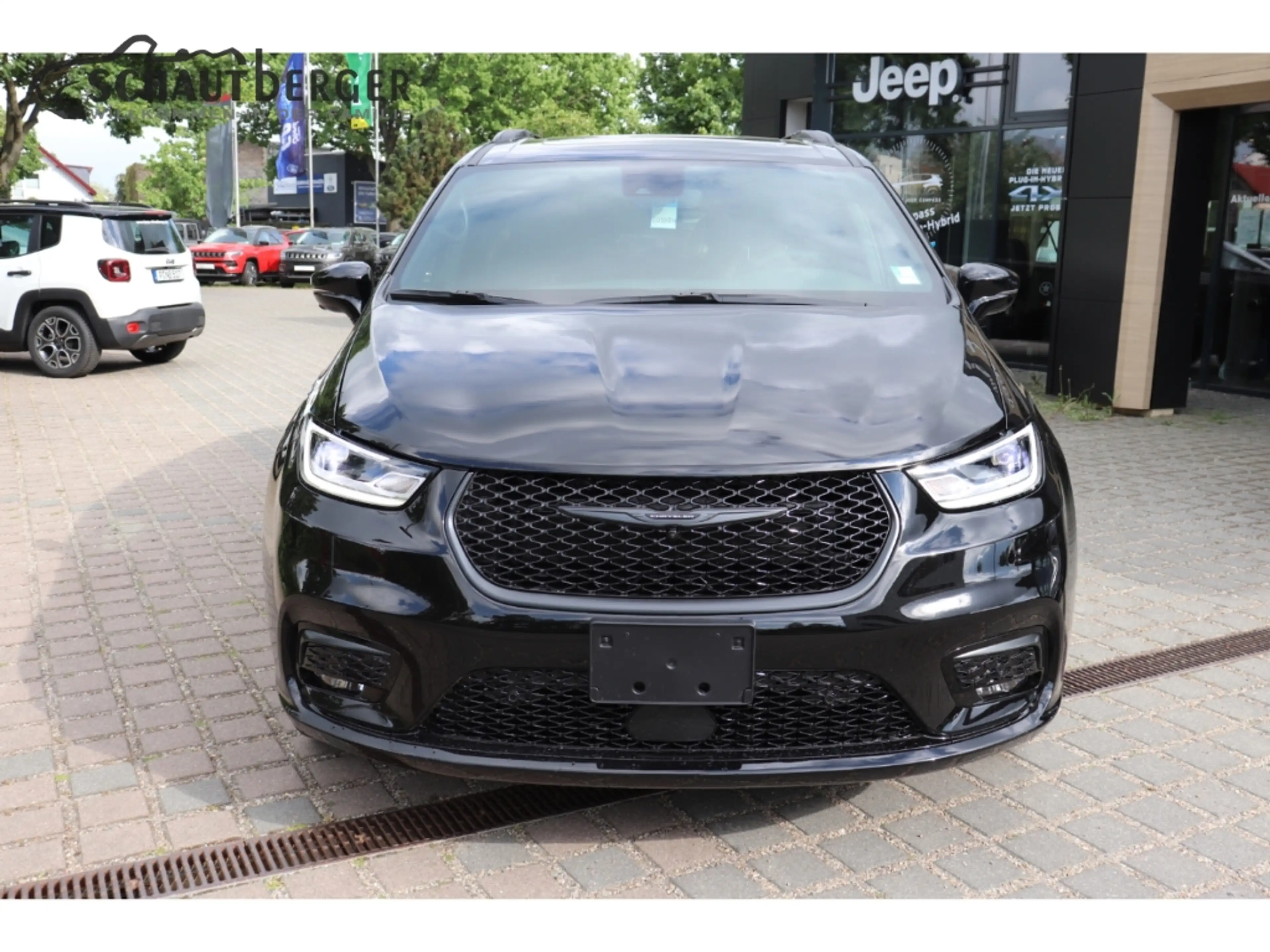 Chrysler Pacifica CHRYSLER PACIFICA Select AWD El. Panodach Navi Led — photo 2