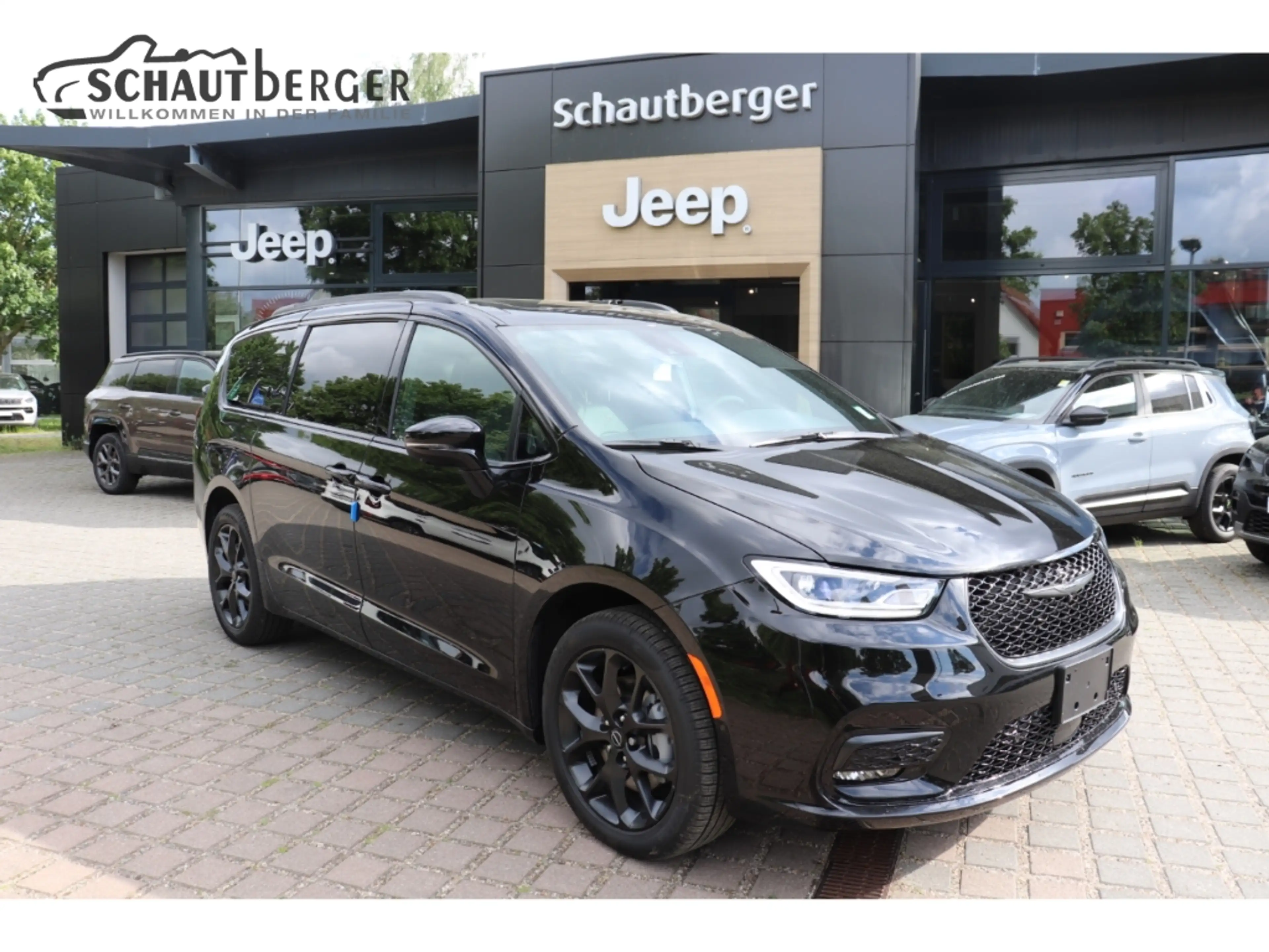 Chrysler Pacifica CHRYSLER PACIFICA Select AWD El. Panodach Navi Led