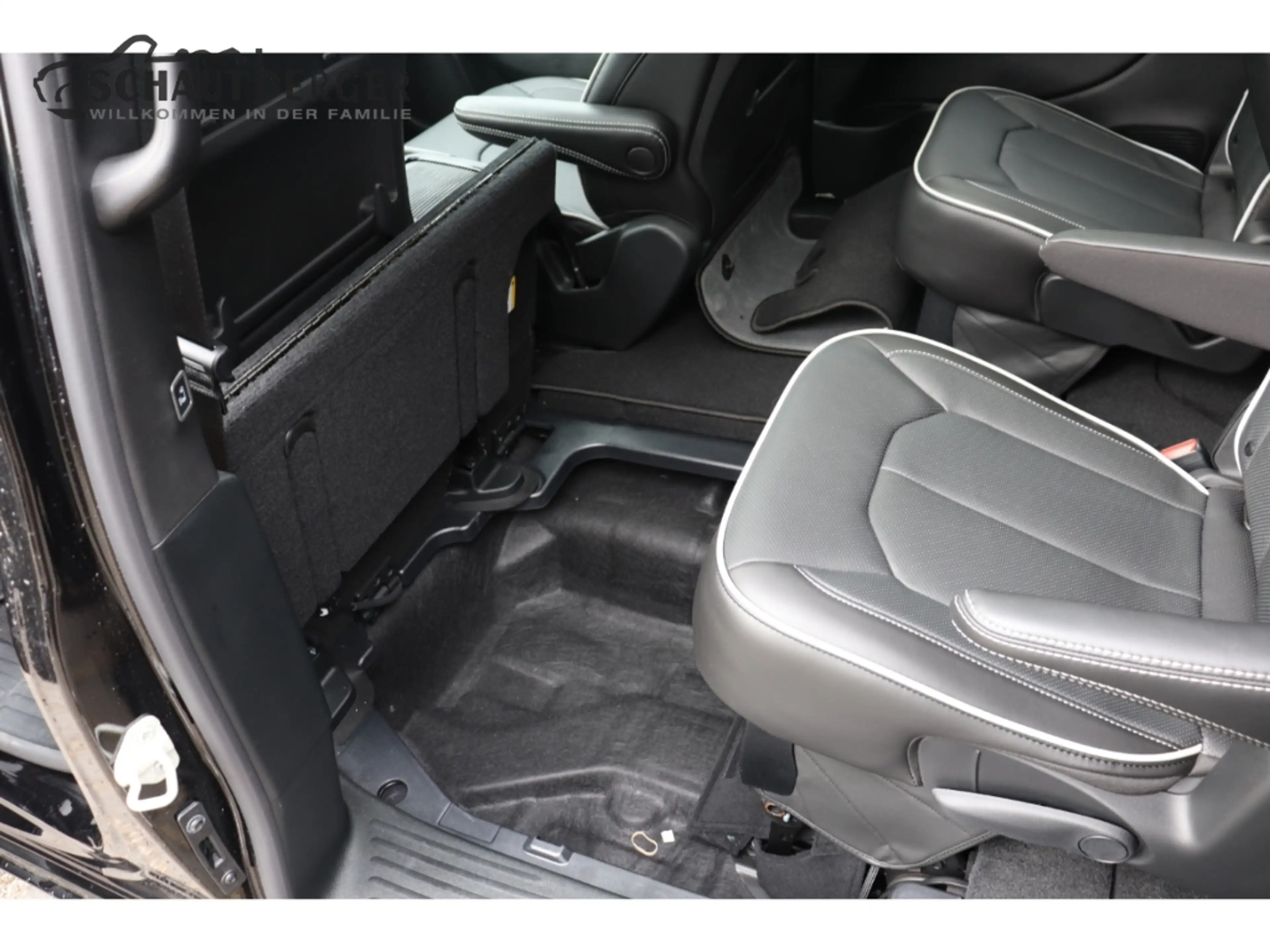 Chrysler Pacifica CHRYSLER PACIFICA Select AWD El. Panodach Navi Led — photo 15