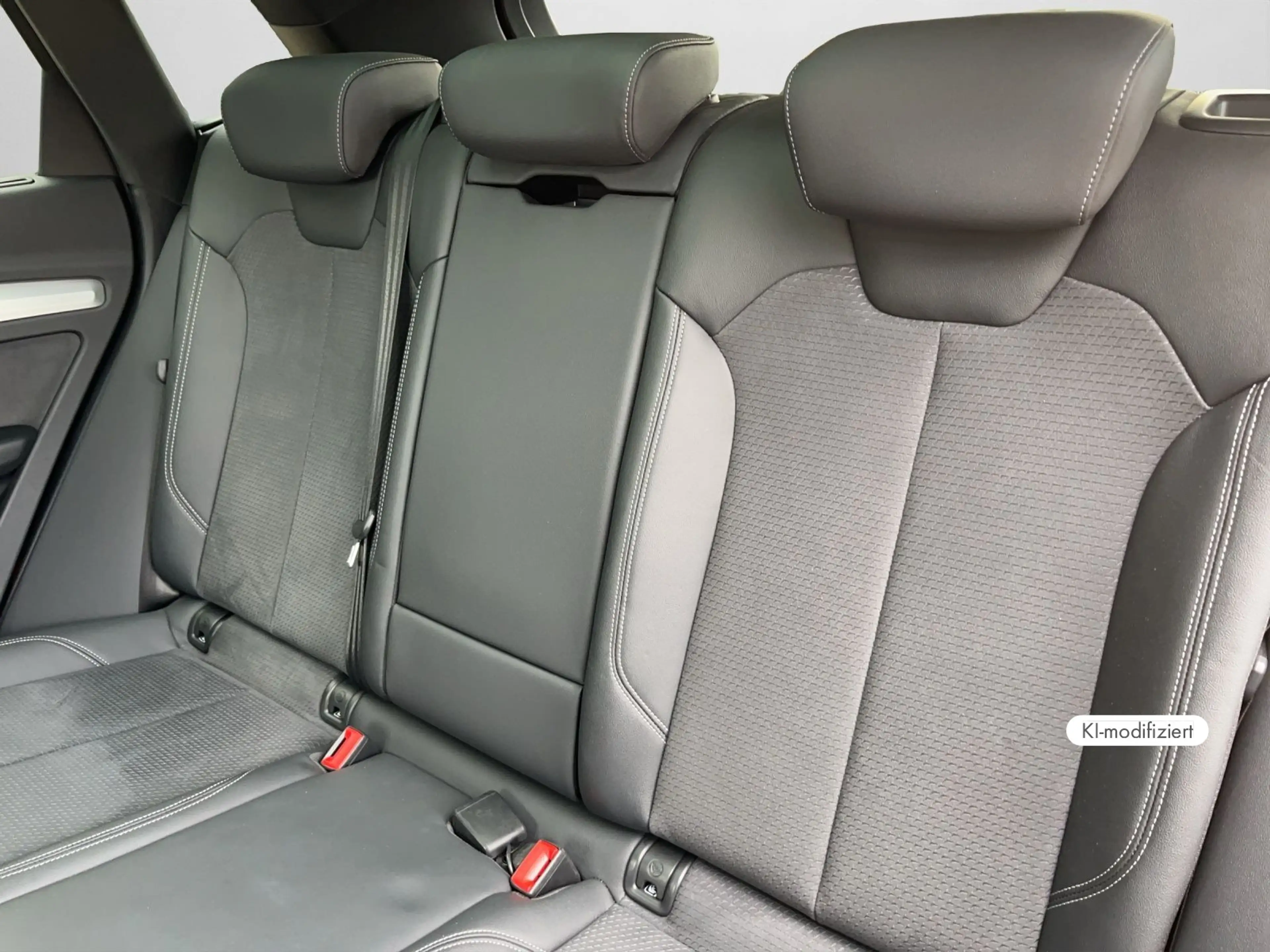 Audi SQ5 SUV 3.0 TDI tiptronic NAVI SHZ RFK PANO — photo 14