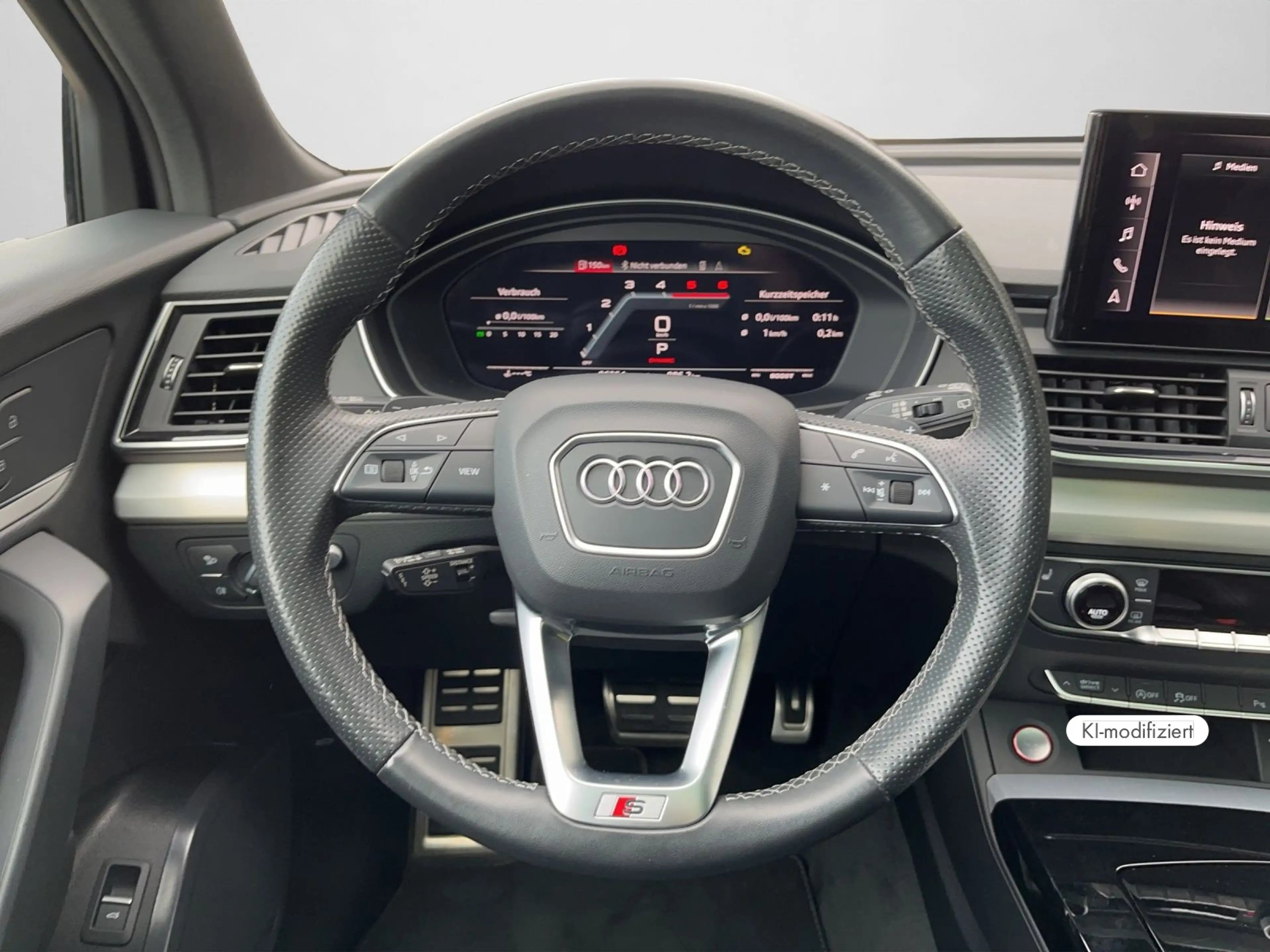 Audi SQ5 SUV 3.0 TDI tiptronic NAVI SHZ RFK PANO — photo 9
