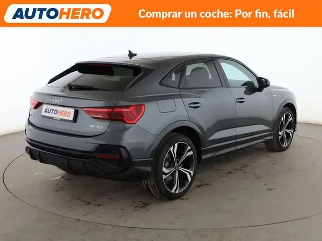 Audi Q3 view 6