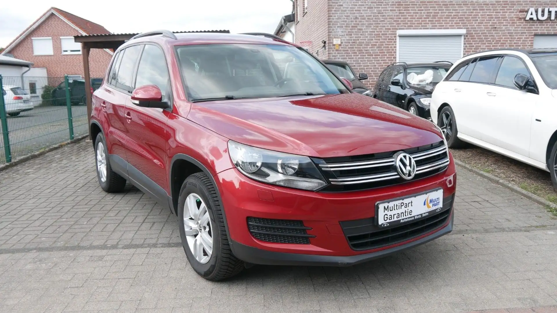 Volkswagen Tiguan Trend & Fun Steuerkette+Insp. neu Rouge - 1