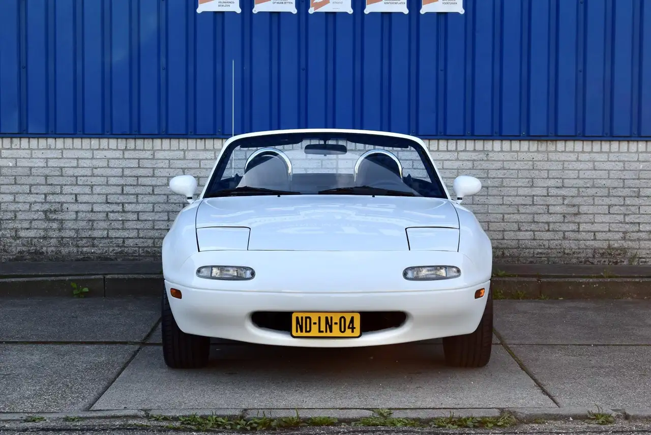 Mazda MX-5 1.6i-16V 116PK Miata Showroom staat / uitzonderli, foto 2