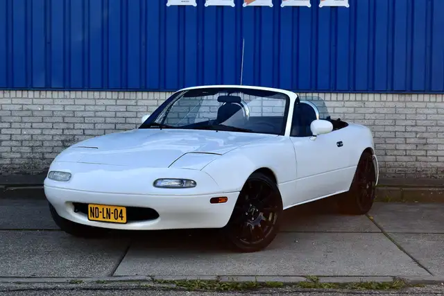 Mazda MX-5 1.6i-16V 116PK Miata  Showroom staat / uitzonderli