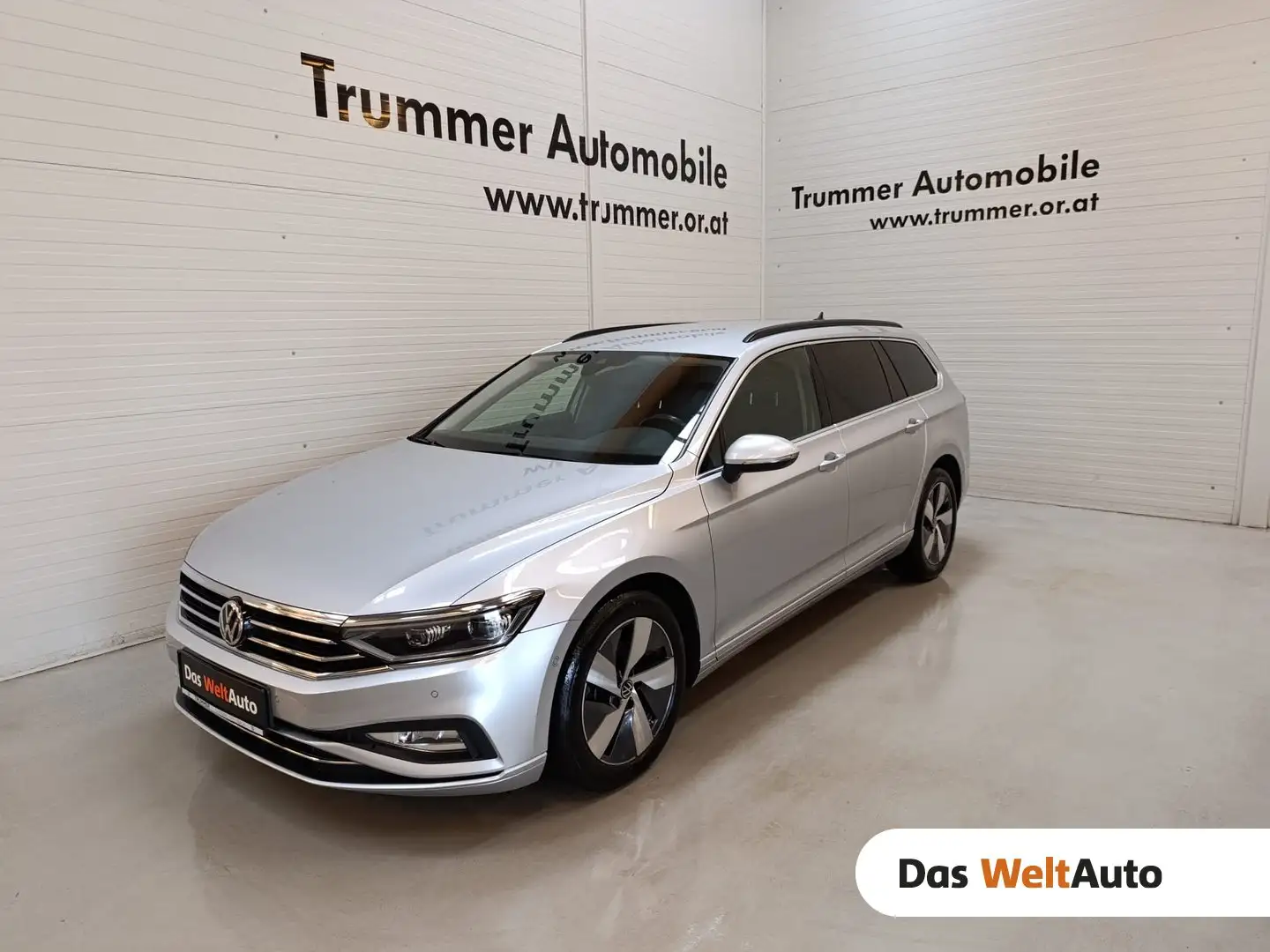 Volkswagen Passat Variant Business TDI DSG Silber - 1