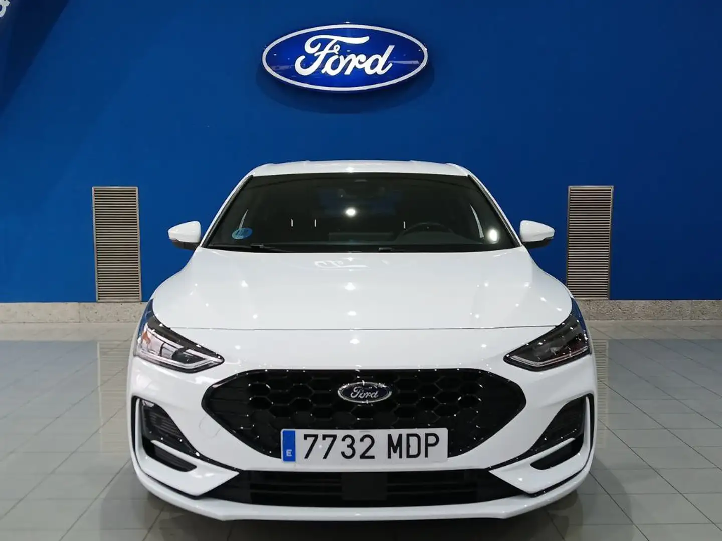 Ford Focus 1.0 Ecoboost MHEV ST-Line X 155 Blanco - 2