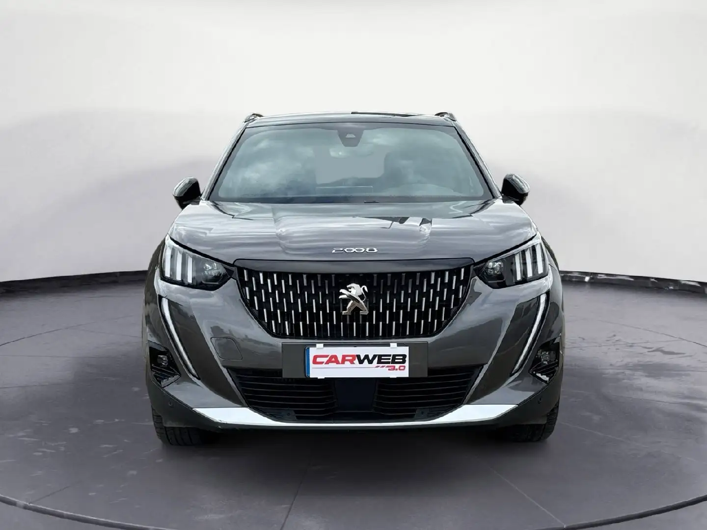 Peugeot 2008 1.2 puretech GT Pack Grau - 2