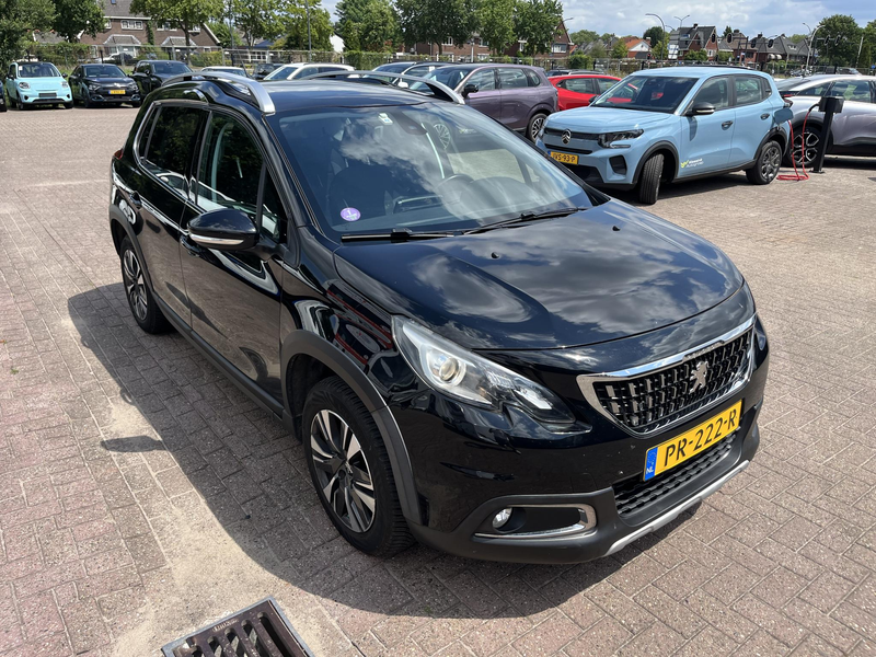 Peugeot 2008 1.2 PureTech Allure Panoramadak | Trekhaak 1250kg — photo 2
