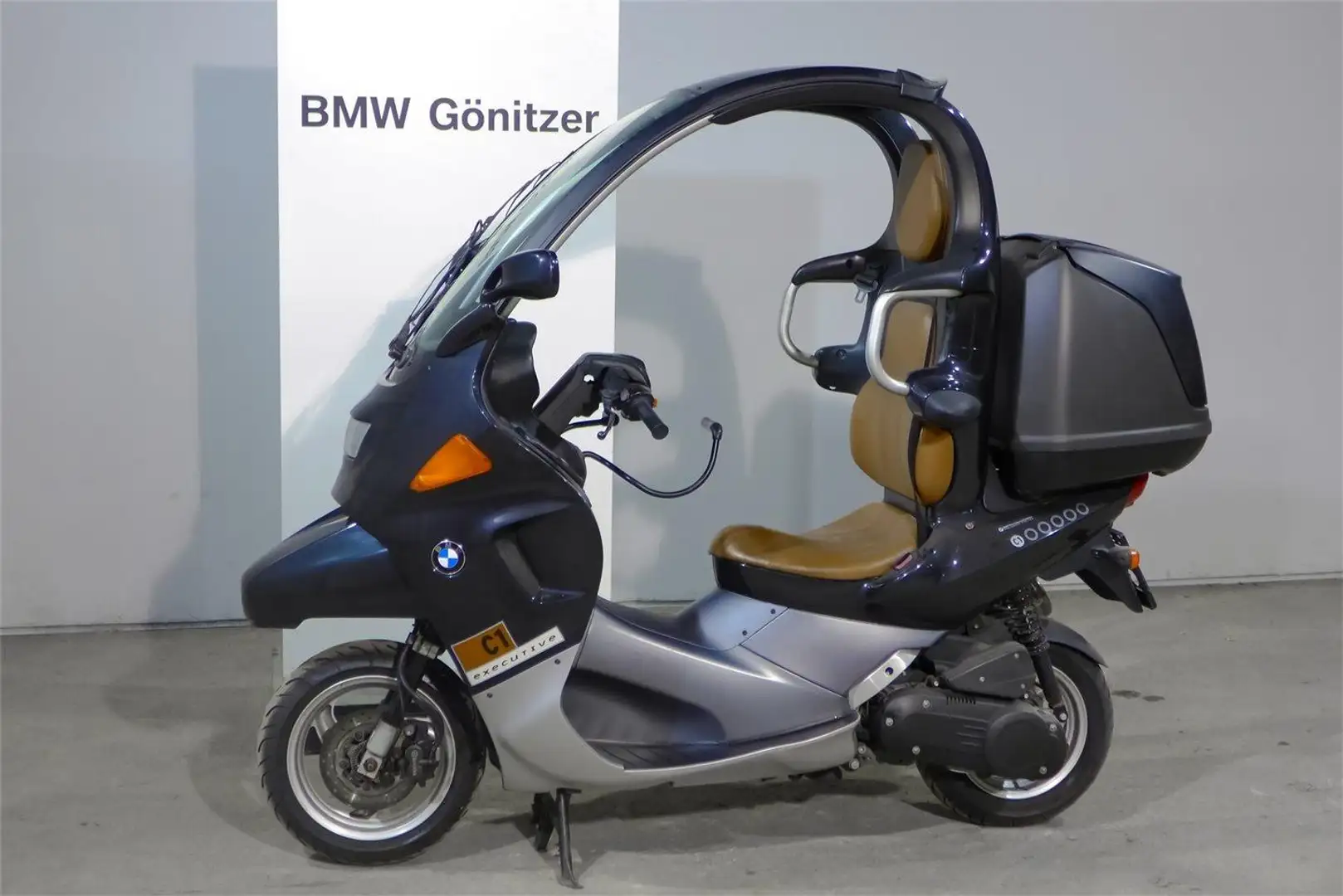 BMW C1 Executive Fekete - 1