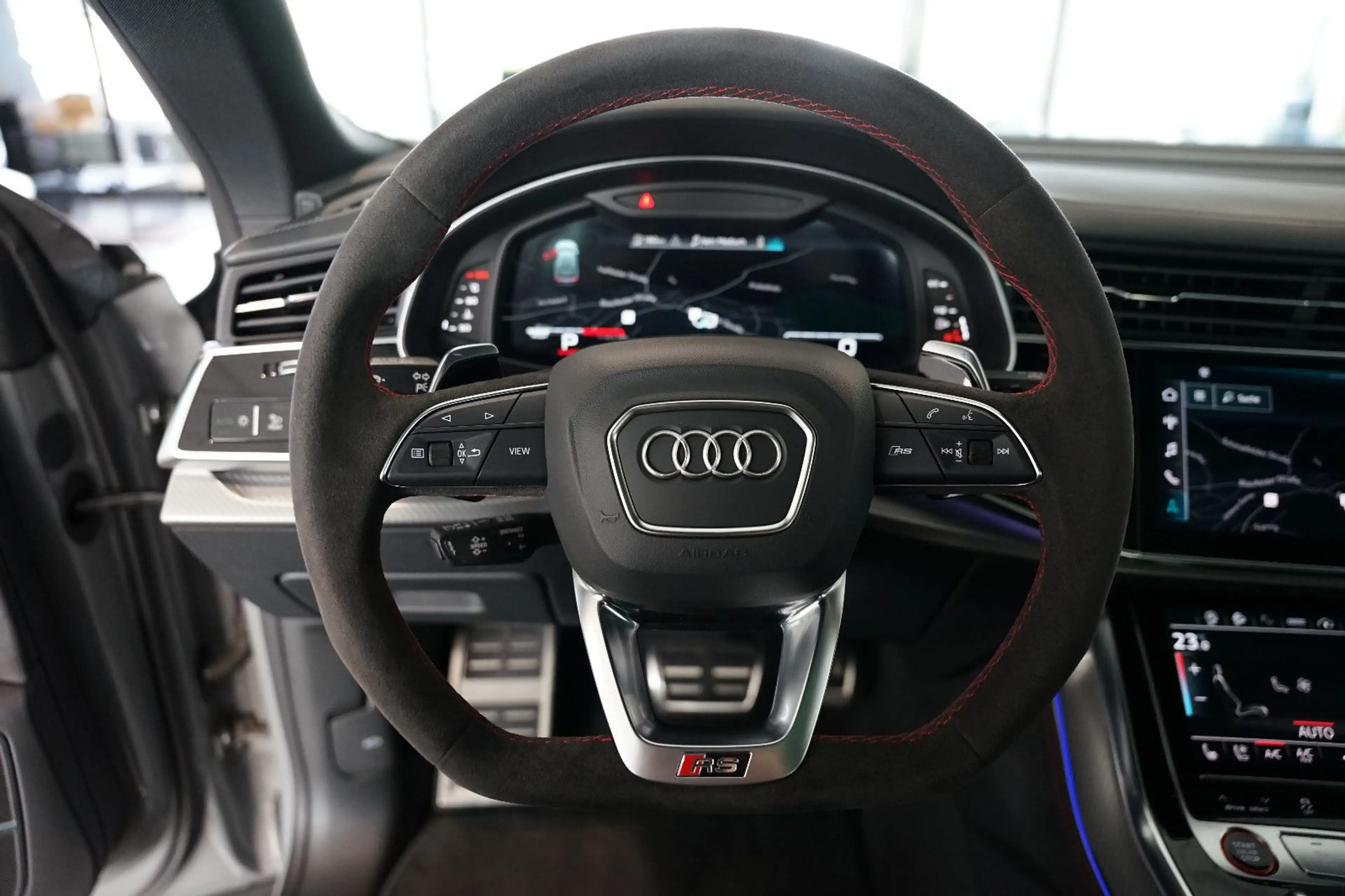 Audi RS Q8 | Pano | Matrix | HuD | B&O | AHK | 23" — photo 15