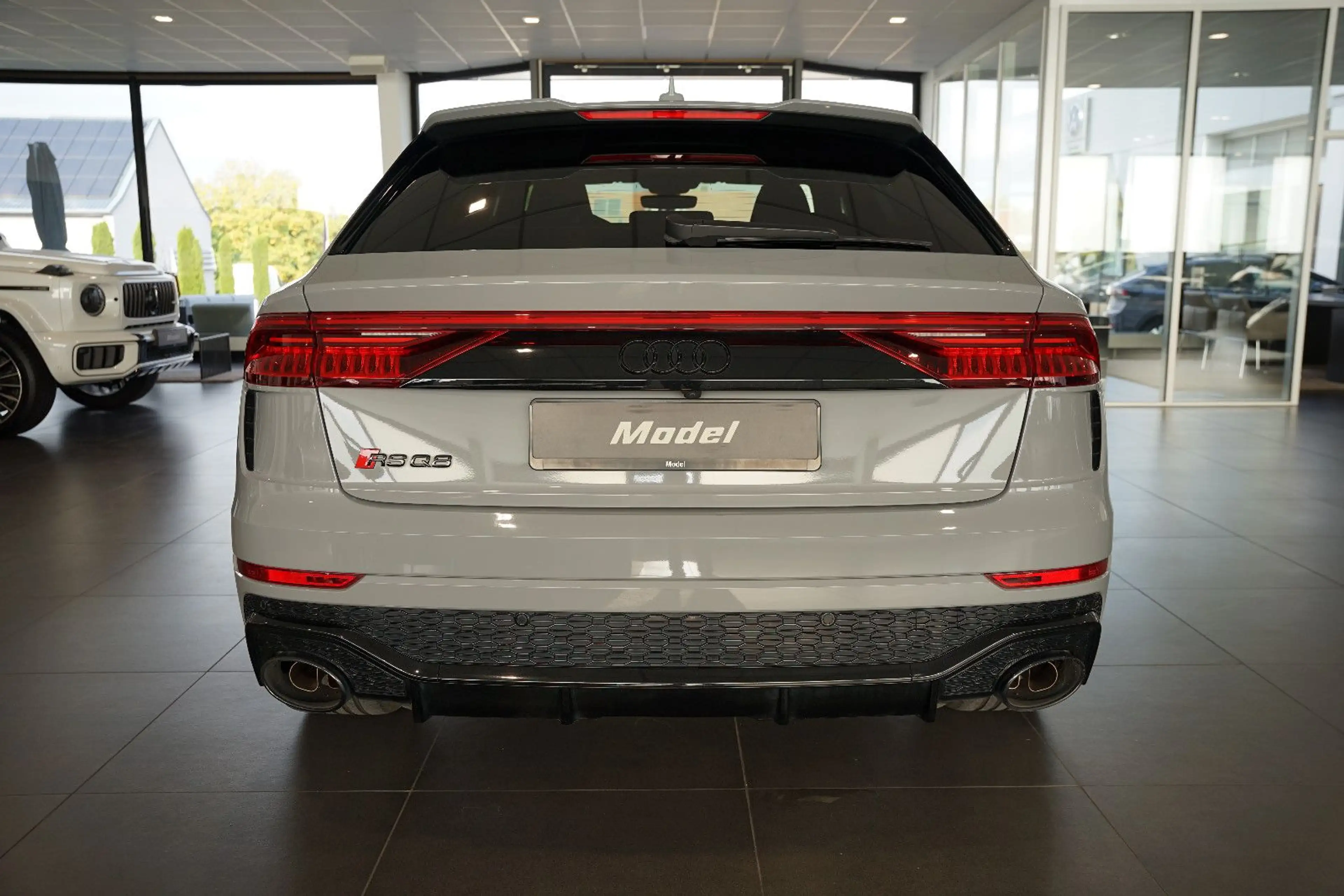 Audi RS Q8 | Pano | Matrix | HuD | B&O | AHK | 23" — photo 5
