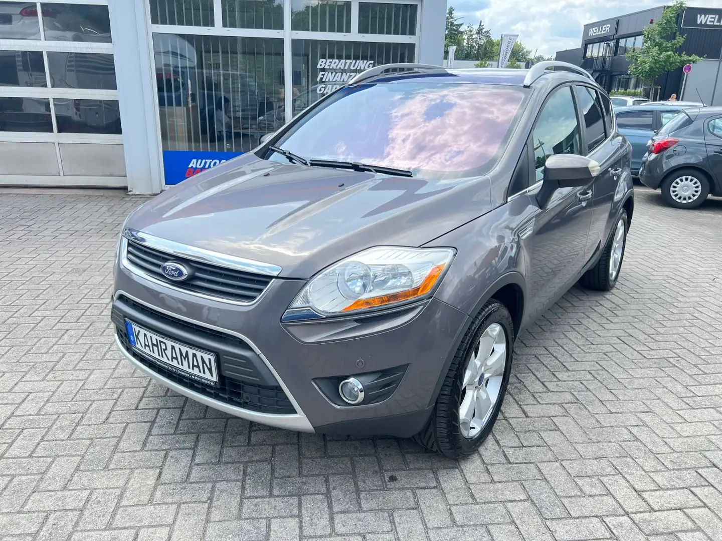 Ford Kuga Titanium Panorama 4x4 Braun - 2