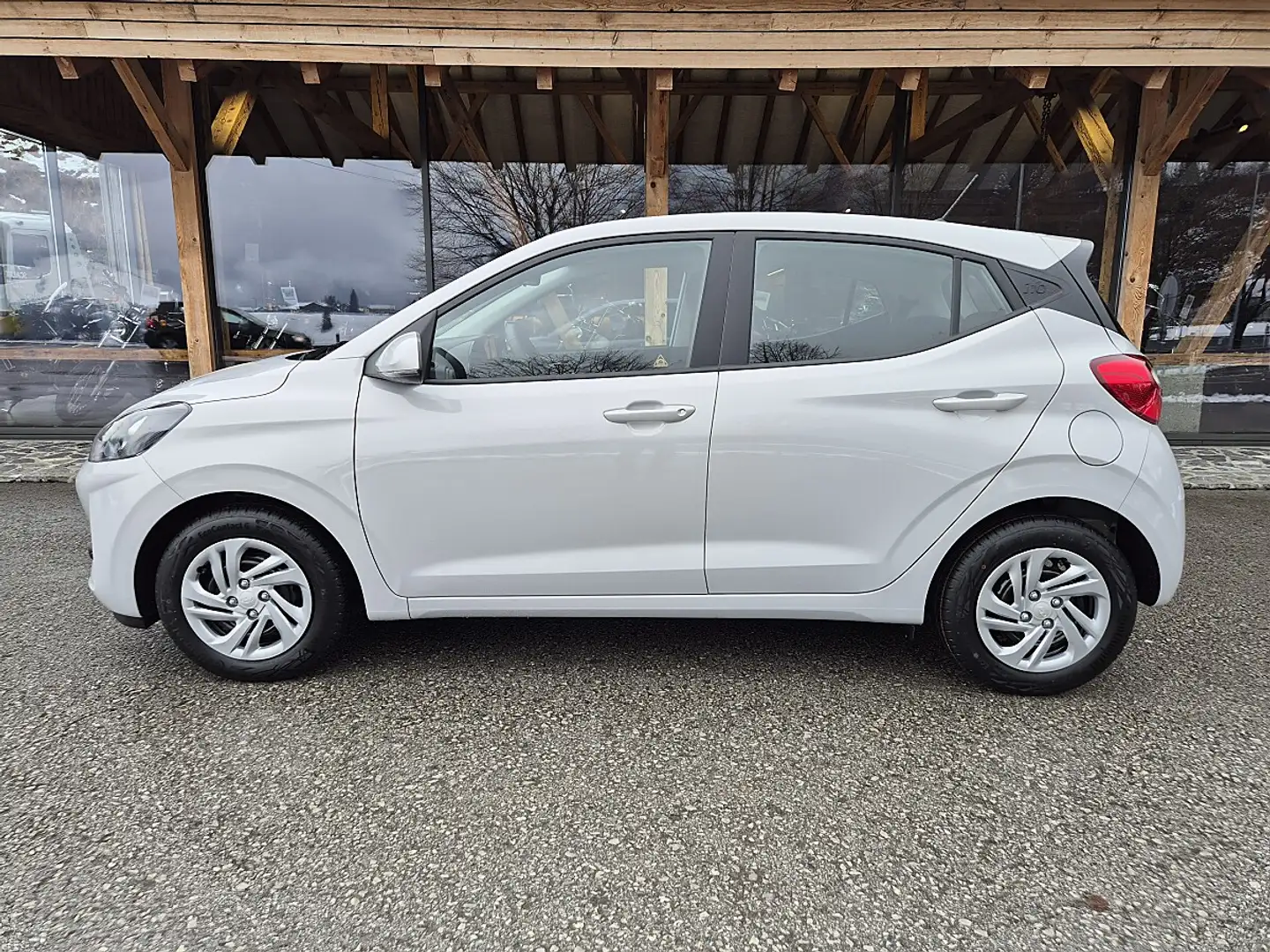 Hyundai i10 Jubile 1,0 4-Sitzer Grau - 2