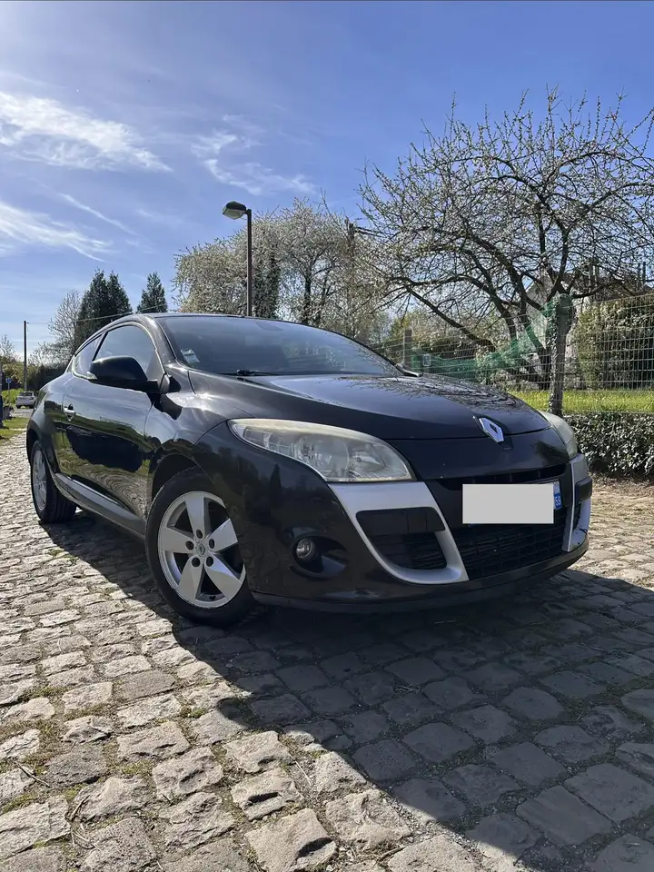 Renault Megane MÃ©gane III CoupÃ© dCi 105 eco2 Dynamiqu