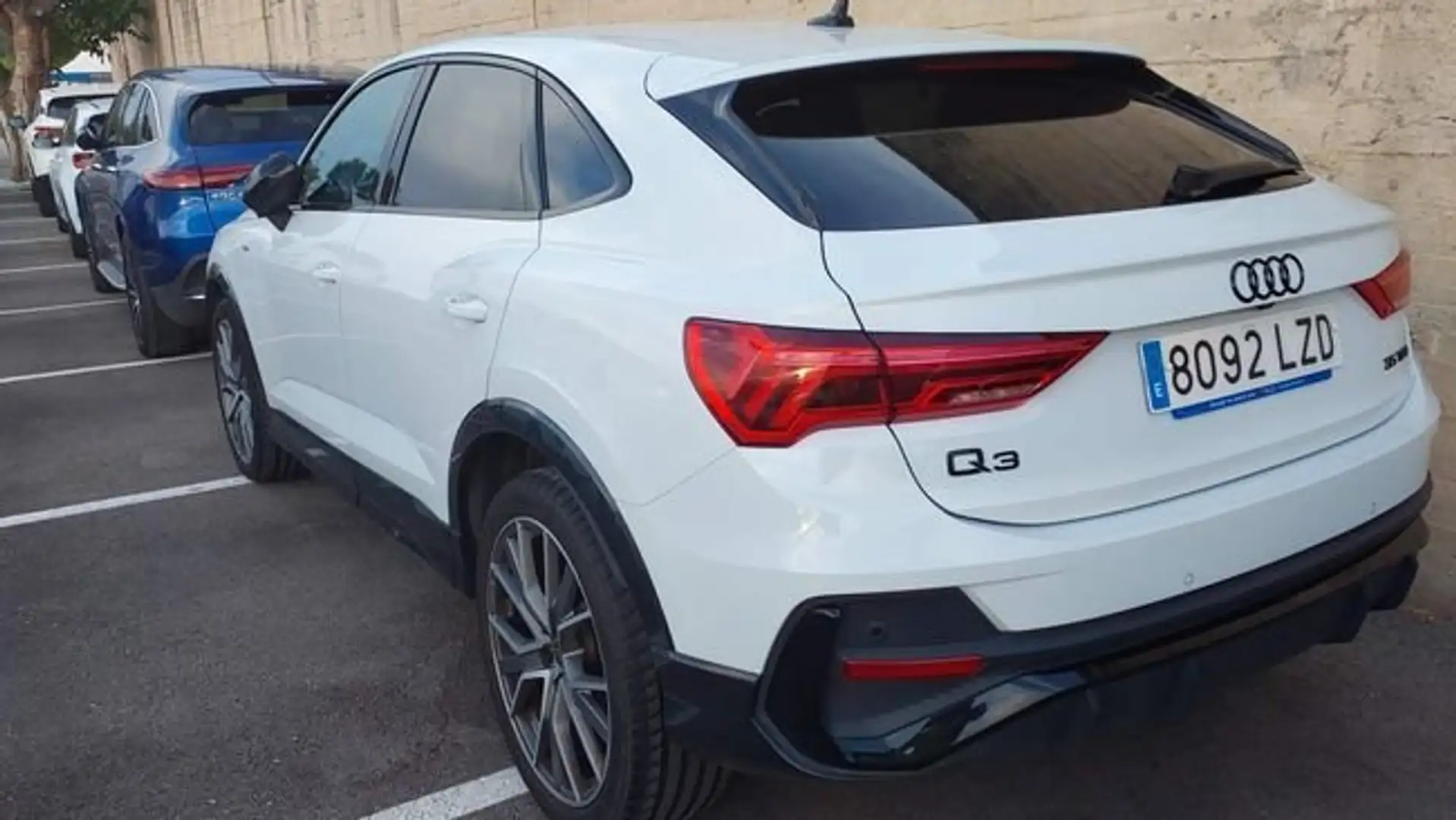 Audi Q3 35 TFSI Black line S tronic Blanco - 2