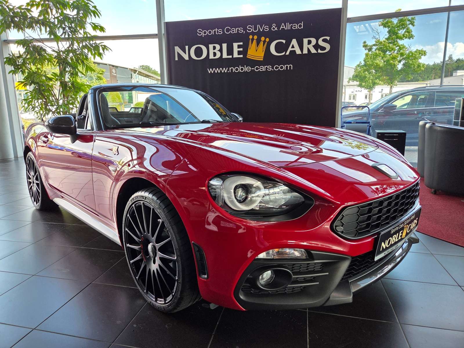 Abarth 124 Spider