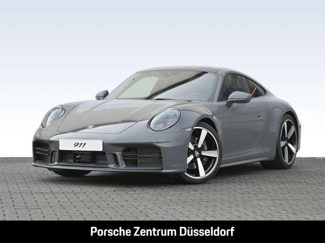 Imagine Porsche 992 911 Carrera Sportabgasanlage Sportsitze