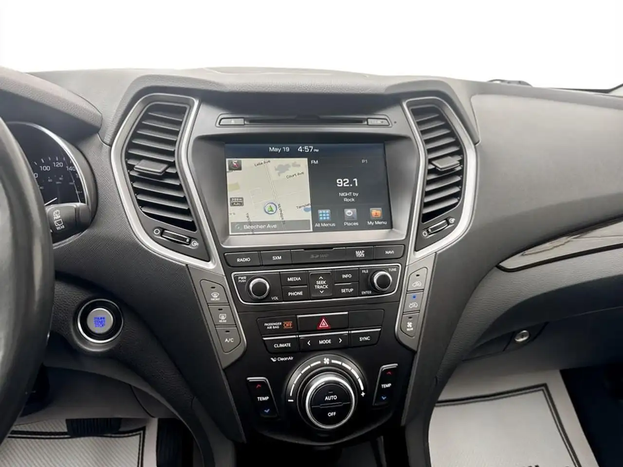 Hyundai SANTA FE снимка Hyundai SANTA FE