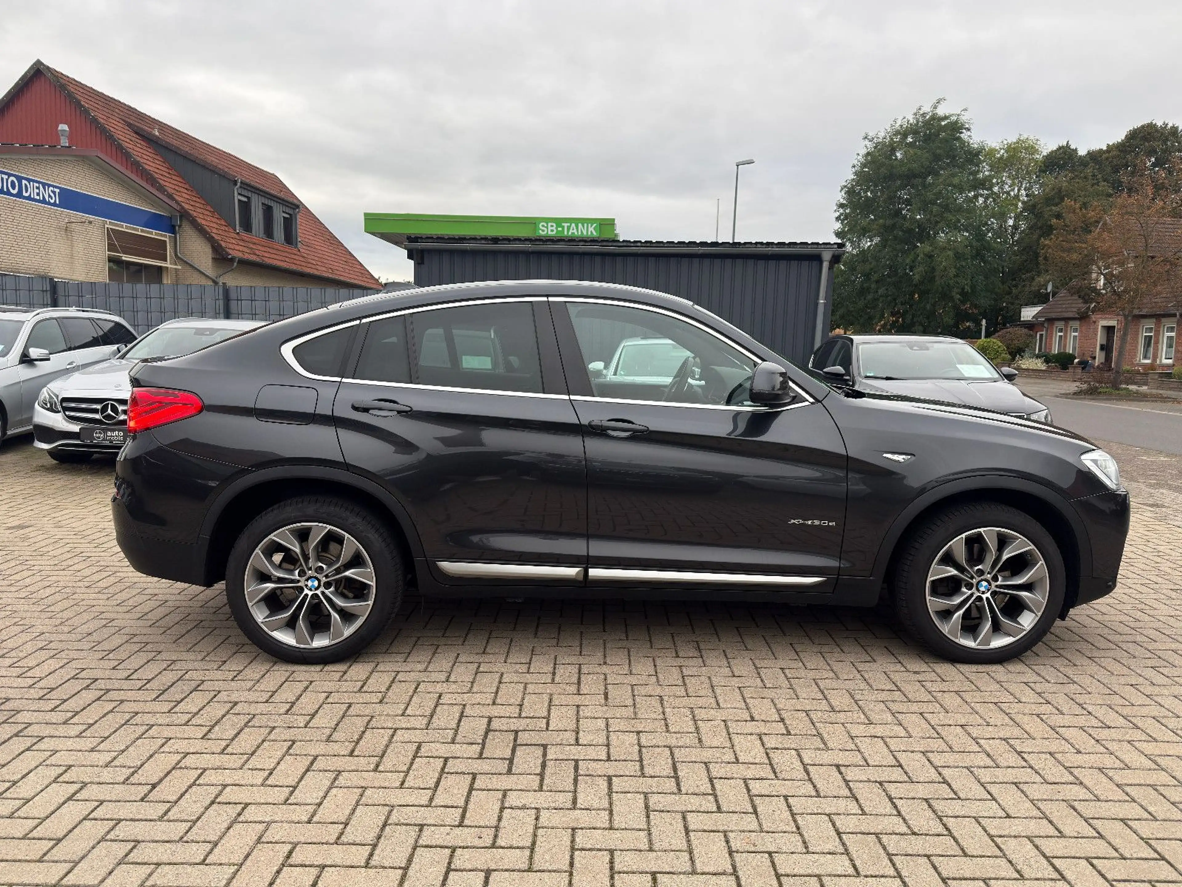 BMW X4 30xd, M Paket, LED, Leder, AHK, Scheckheft — photo 6