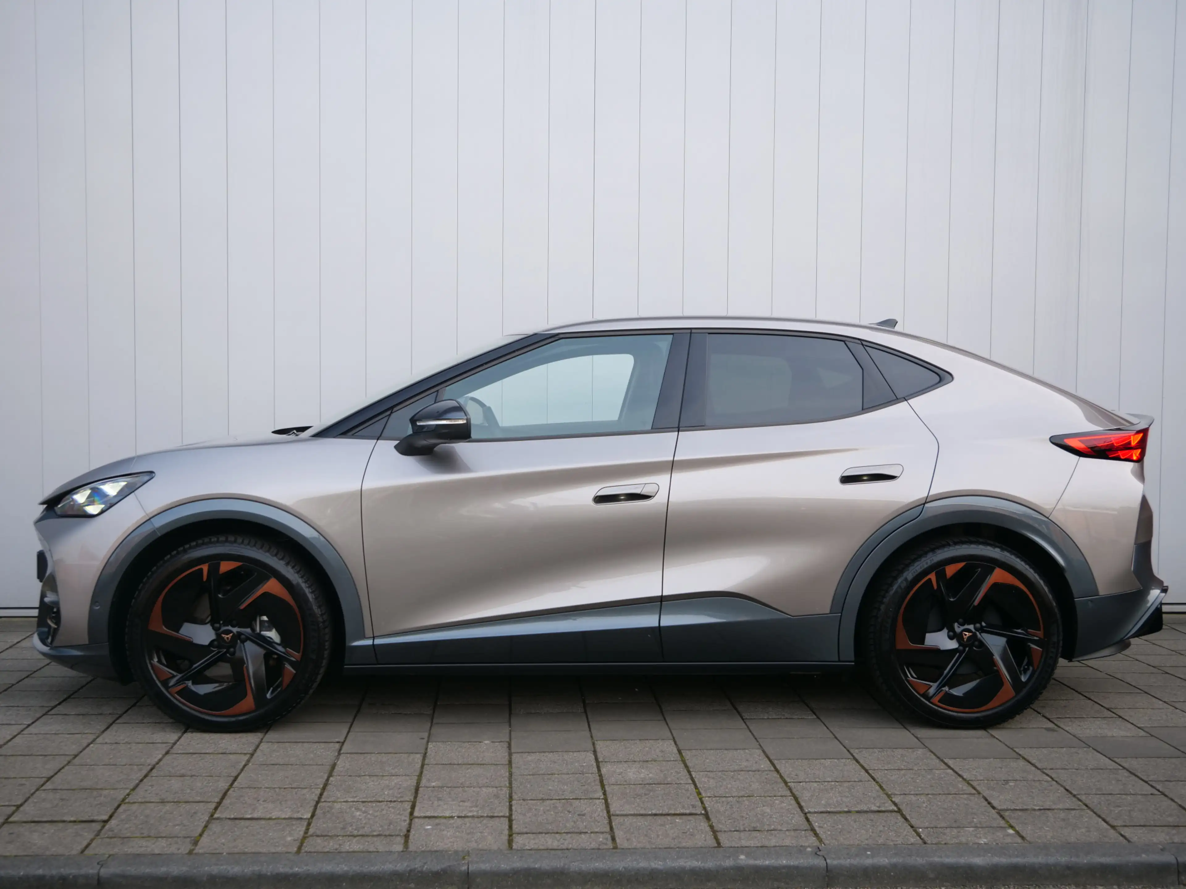 CUPRA Tavascan Adrenaline 82 kWh 286 Pk Automaat Warmtepomp / DAB — photo 33