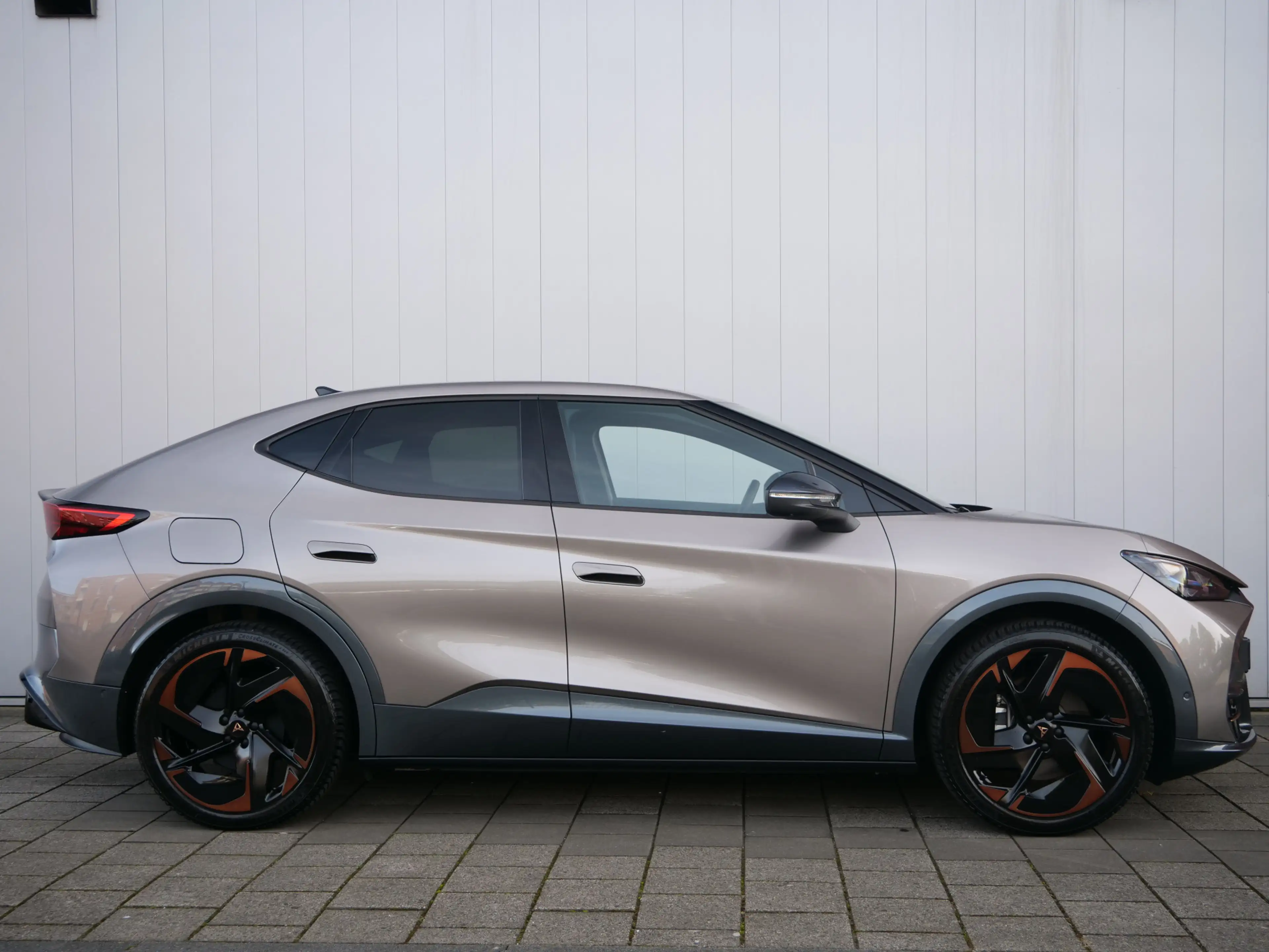 CUPRA Tavascan Adrenaline 82 kWh 286 Pk Automaat Warmtepomp / DAB — photo 9