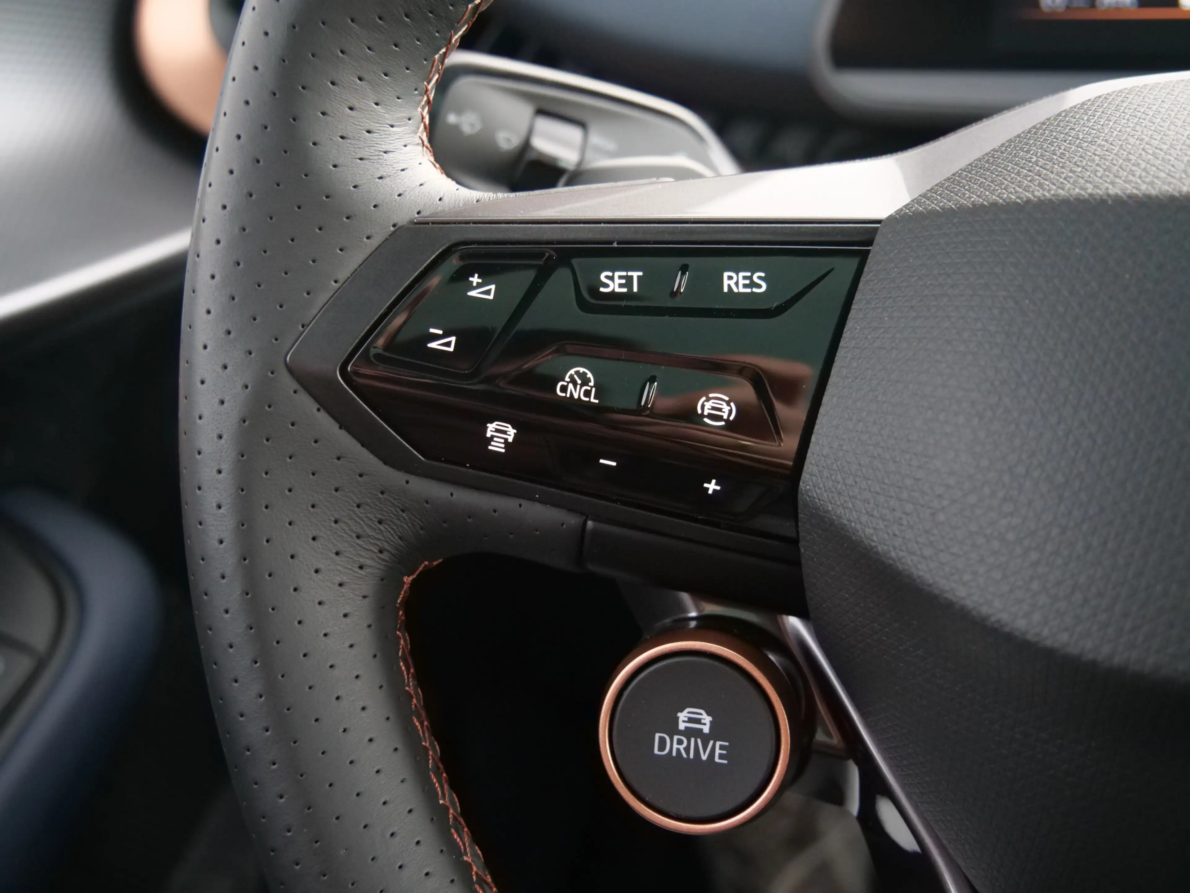 CUPRA Tavascan Adrenaline 82 kWh 286 Pk Automaat Warmtepomp / DAB — photo 17
