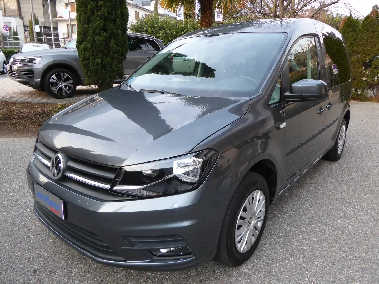 Volkswagen Caddy 2,0TDI 102CV TRENDLINE *CARPLAY* Grigio - 1