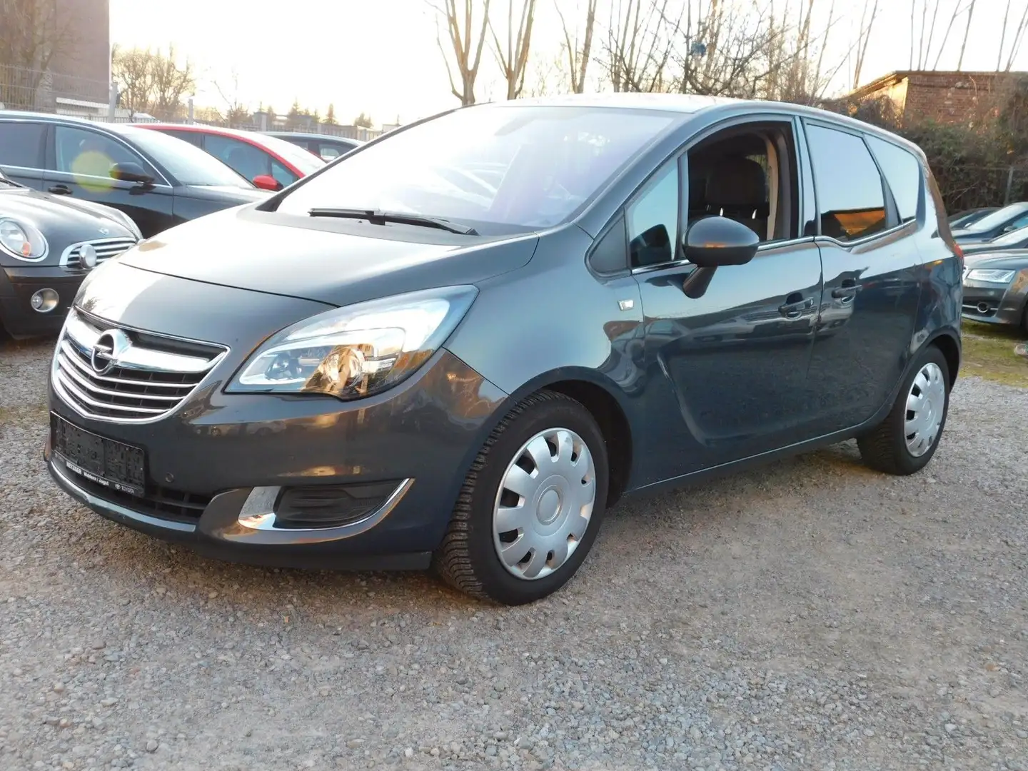 Opel Meriva 1.4 Turbo Innovation/Navi/PDC/ Grau - 1