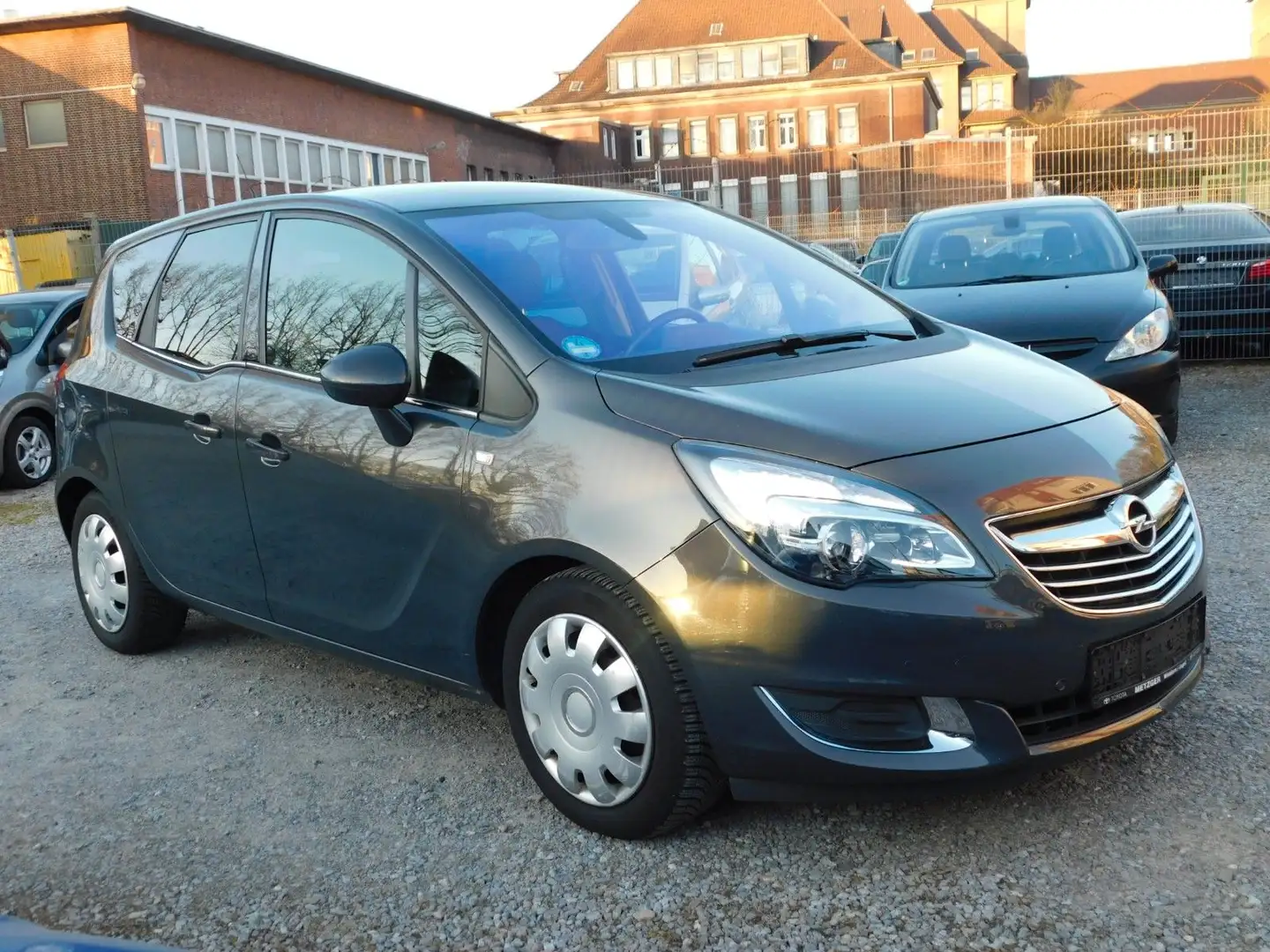 Opel Meriva 1.4 Turbo Innovation/Navi/PDC/ Grau - 2