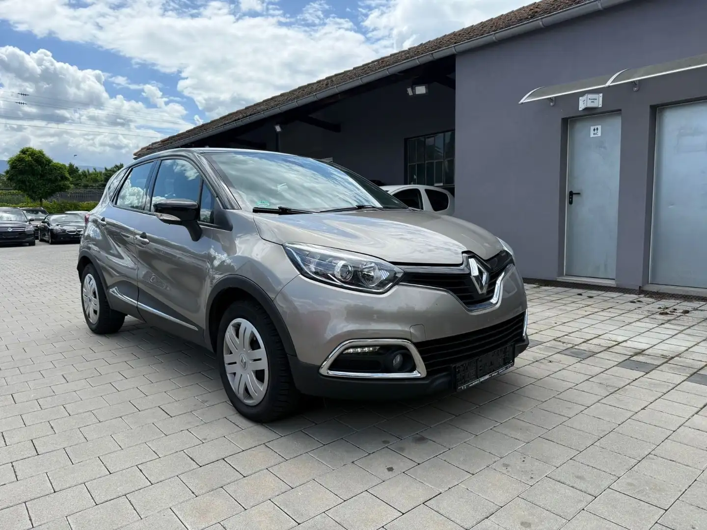 Renault Captur Luxe Beige - 1