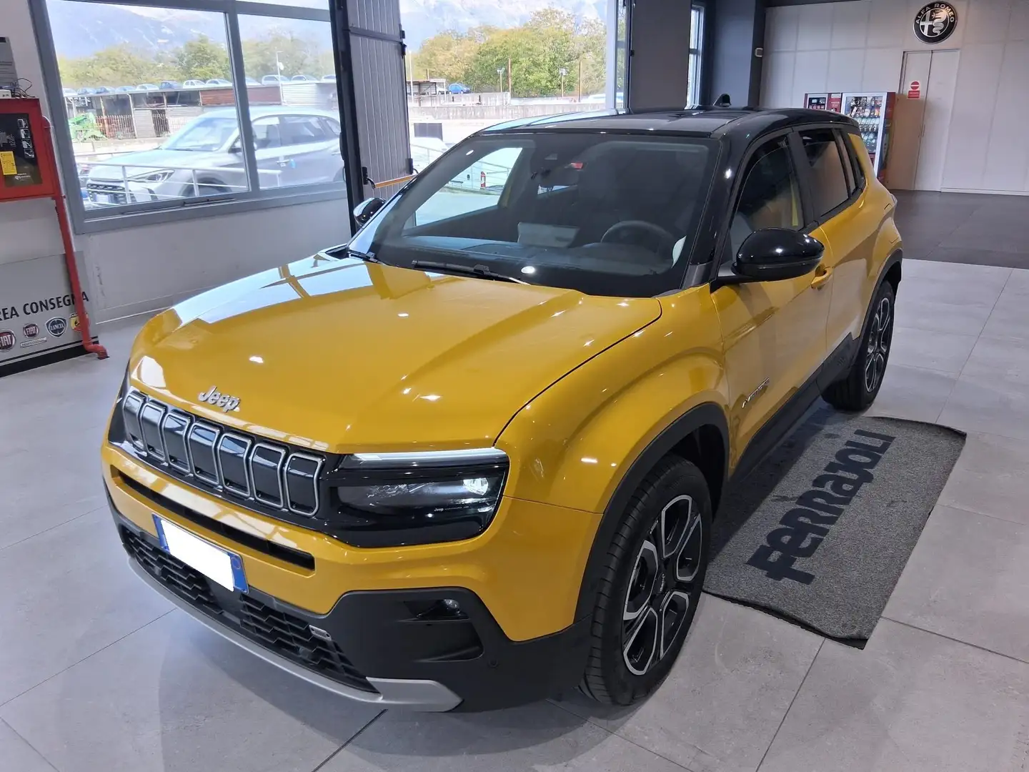 Jeep Avenger 1.2 turbo e-hybrid mhev Summit fwd 110cv edct6 Jaune - 1