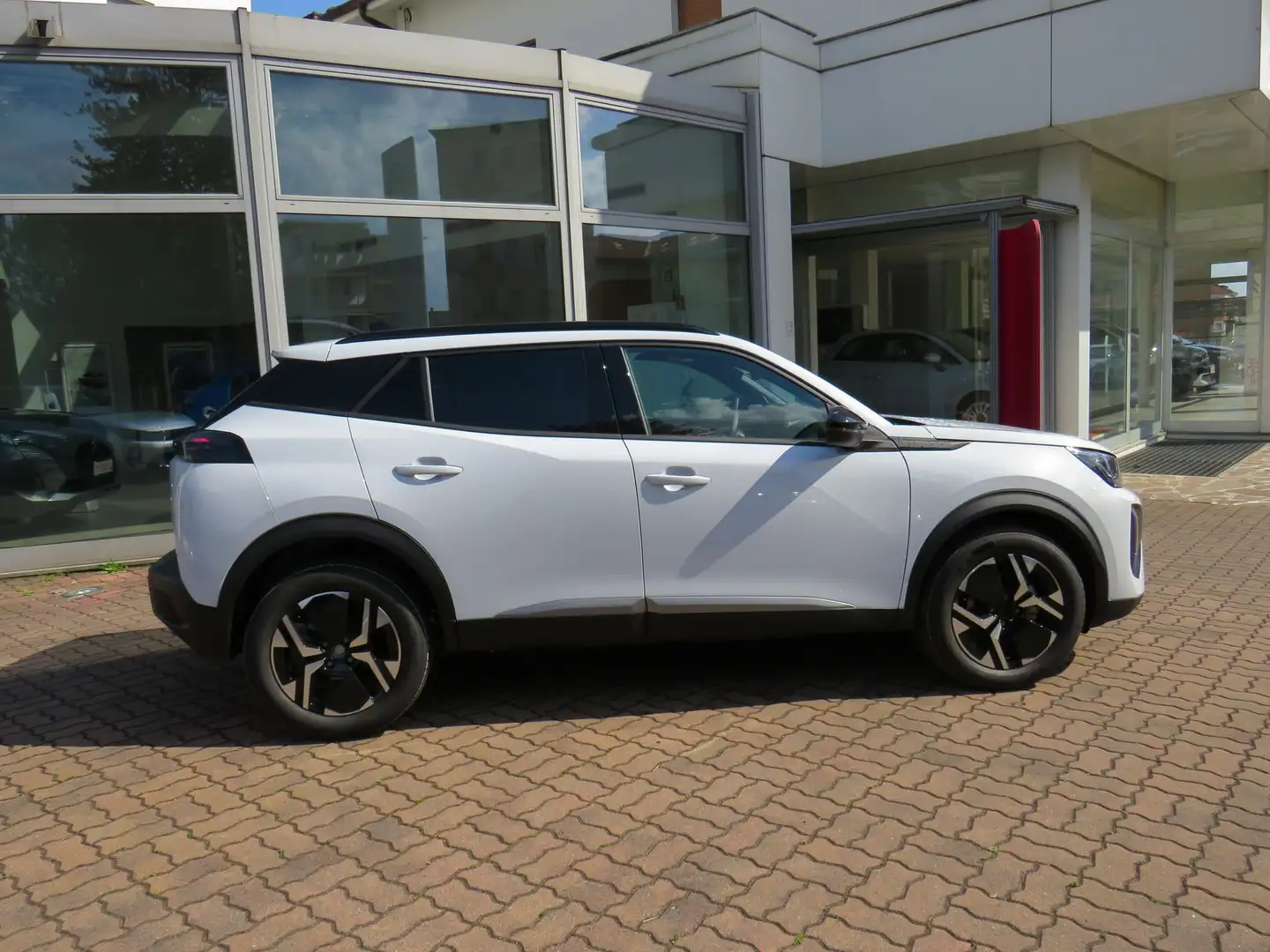 Peugeot 2008 PureTech 100 S&S Allure (PRONTA CONSEGNA) Bianco - 2