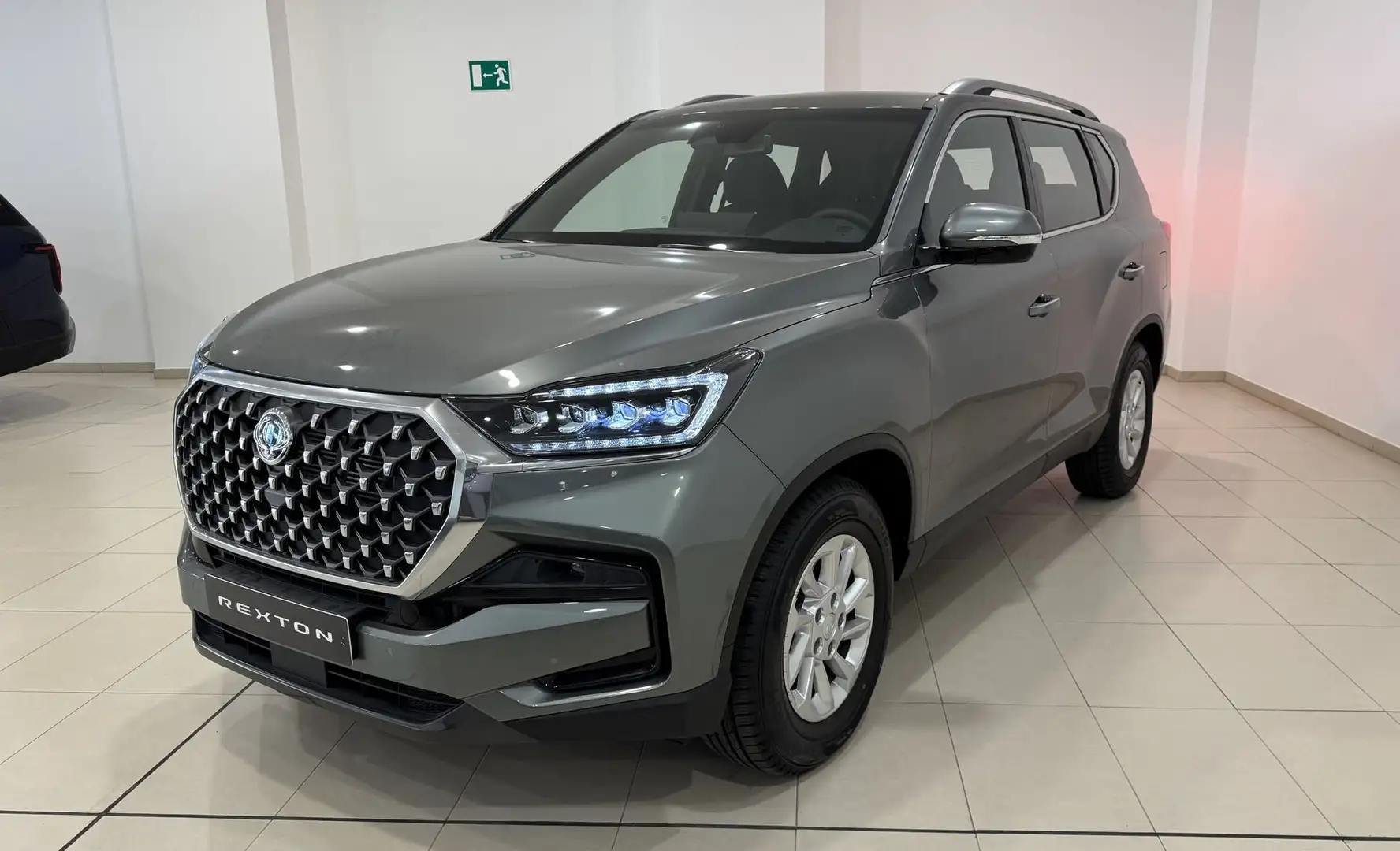 SsangYong Rexton D22 DTR Pro 4x4 Aut. - 1