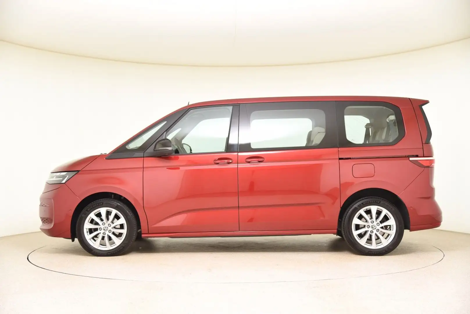 Volkswagen T7 Multivan DSG KÜ Life Glasdach ACC *UVP:67.114 Rot - 2