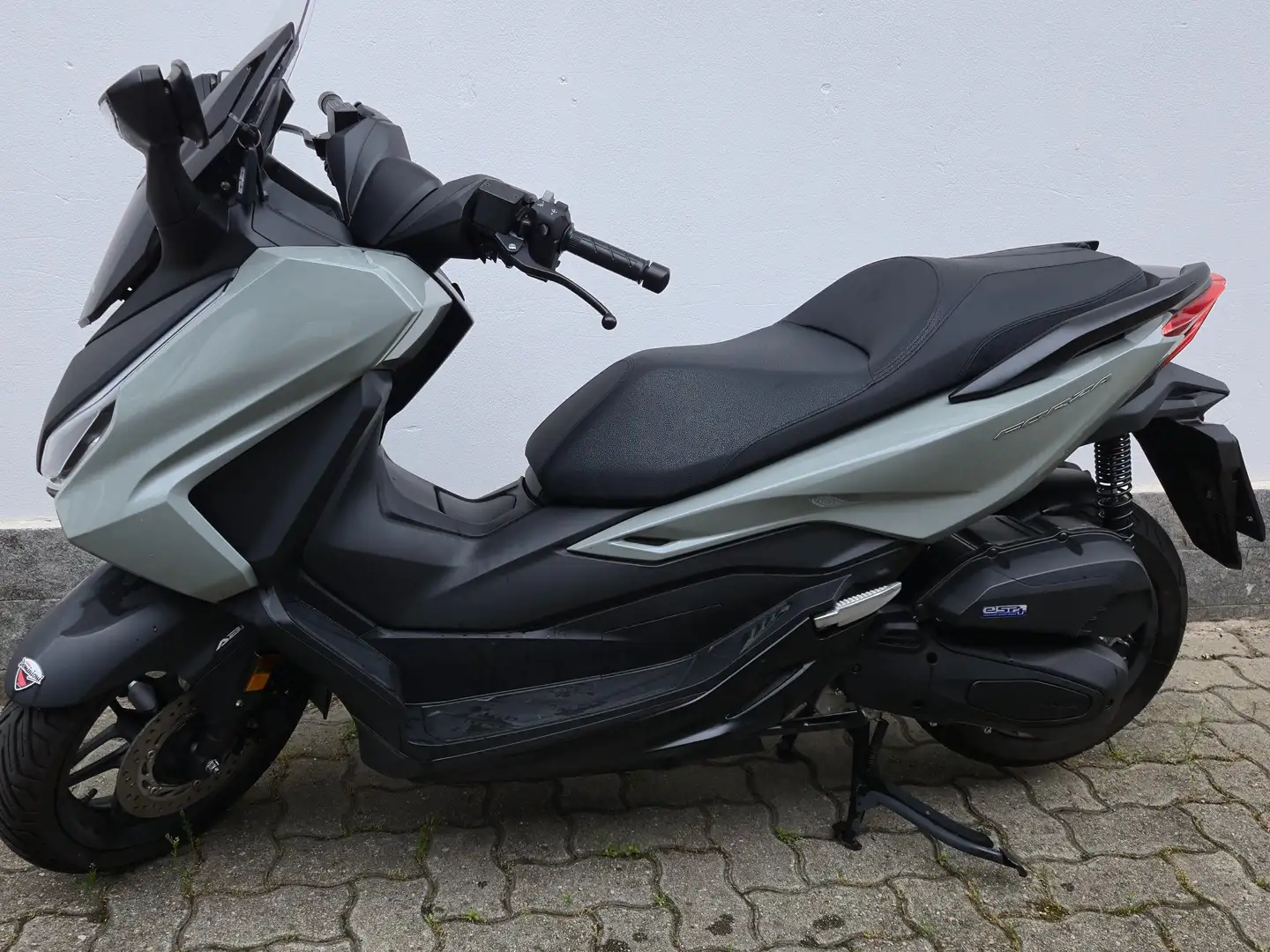 Honda Forza 125 EURO 5 ABS Gri - 2