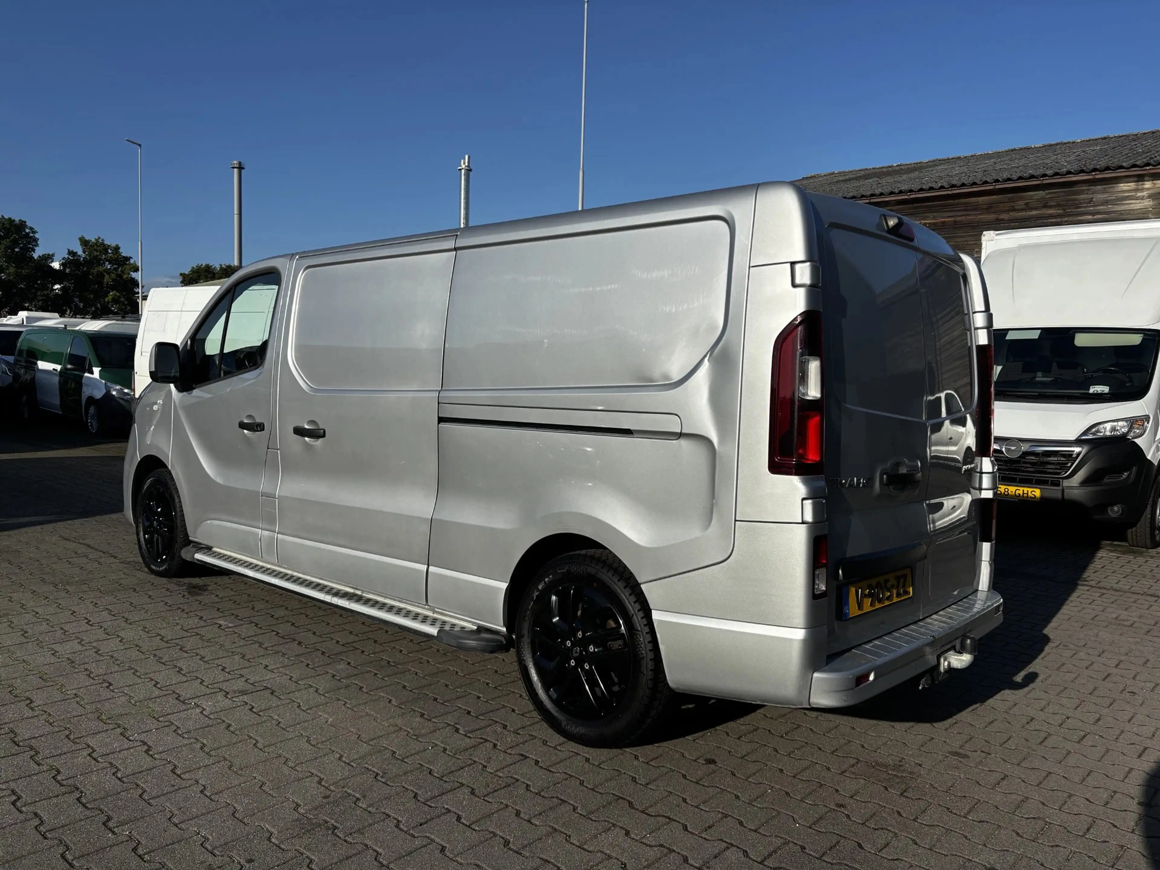 Renault Trafic 1,6 DCI L2 Full Options!! — photo 5