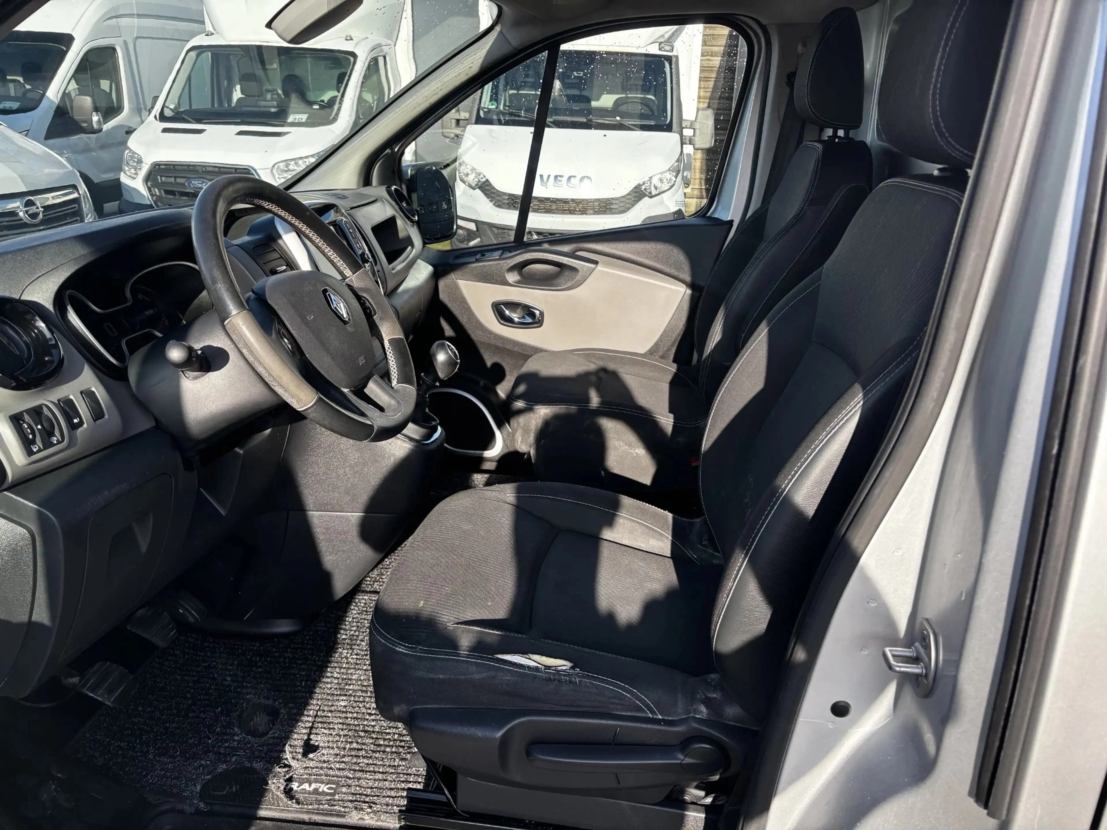 Renault Trafic 1,6 DCI L2 Full Options!! — photo 14